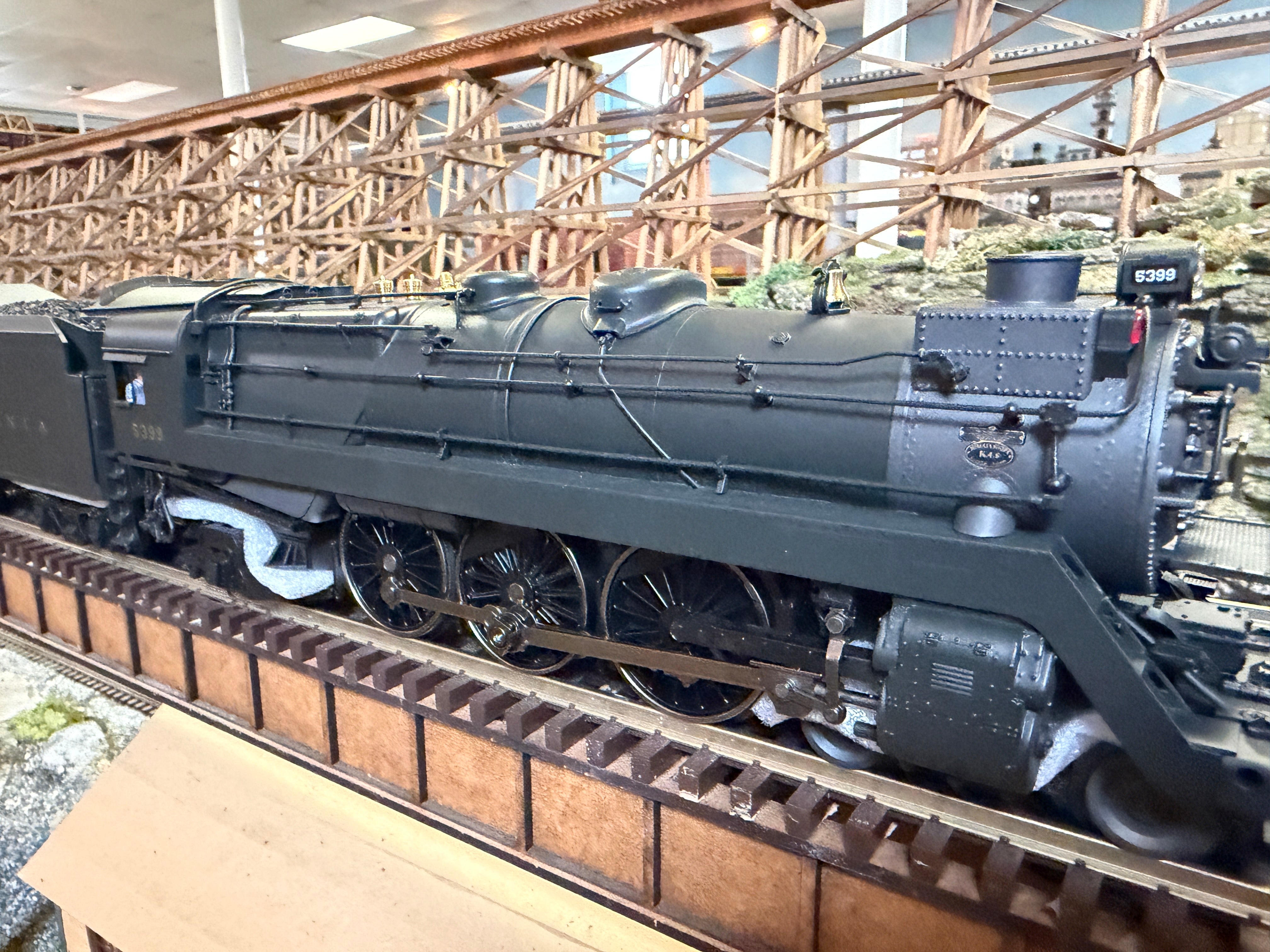 Lionel 2631120 - Legacy - K4 Brass Hybrid Steam Locomotive "Pennsylvania" #5399 (Postwar)