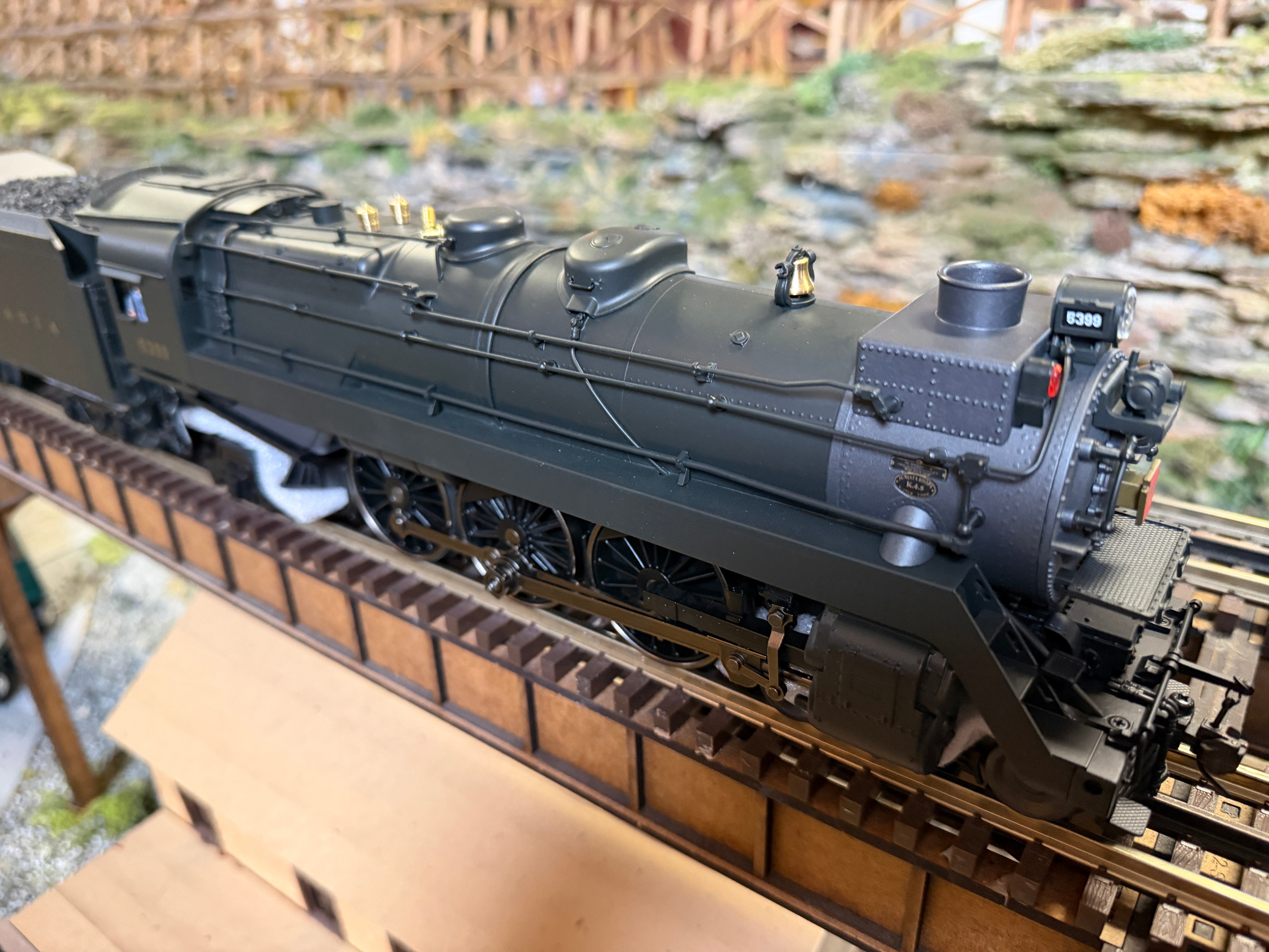 Lionel 2631120 - Legacy - K4 Brass Hybrid Steam Locomotive "Pennsylvania" #5399 (Postwar)