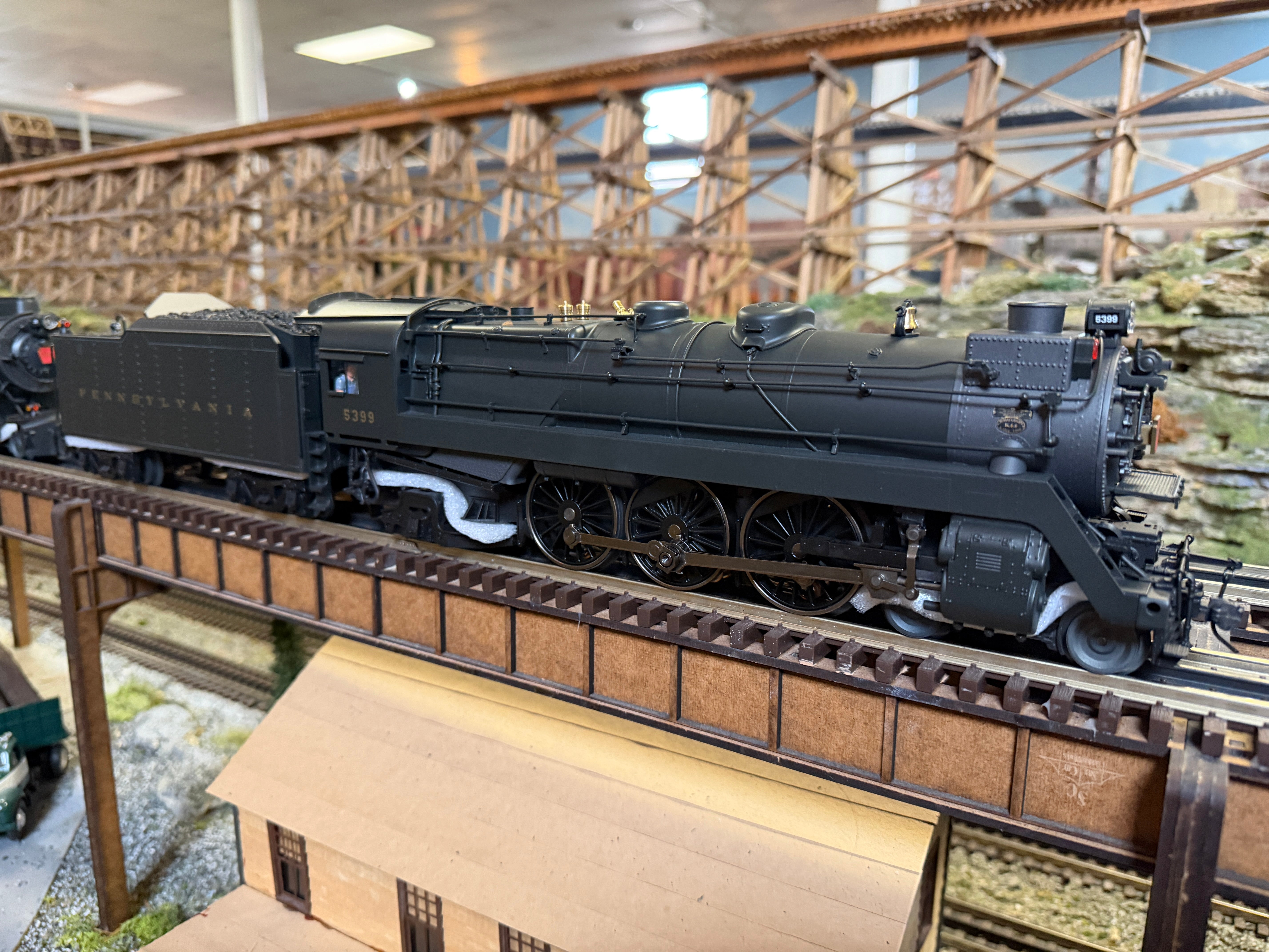 Lionel 2631120 - Legacy - K4 Brass Hybrid Steam Locomotive "Pennsylvania" #5399 (Postwar)