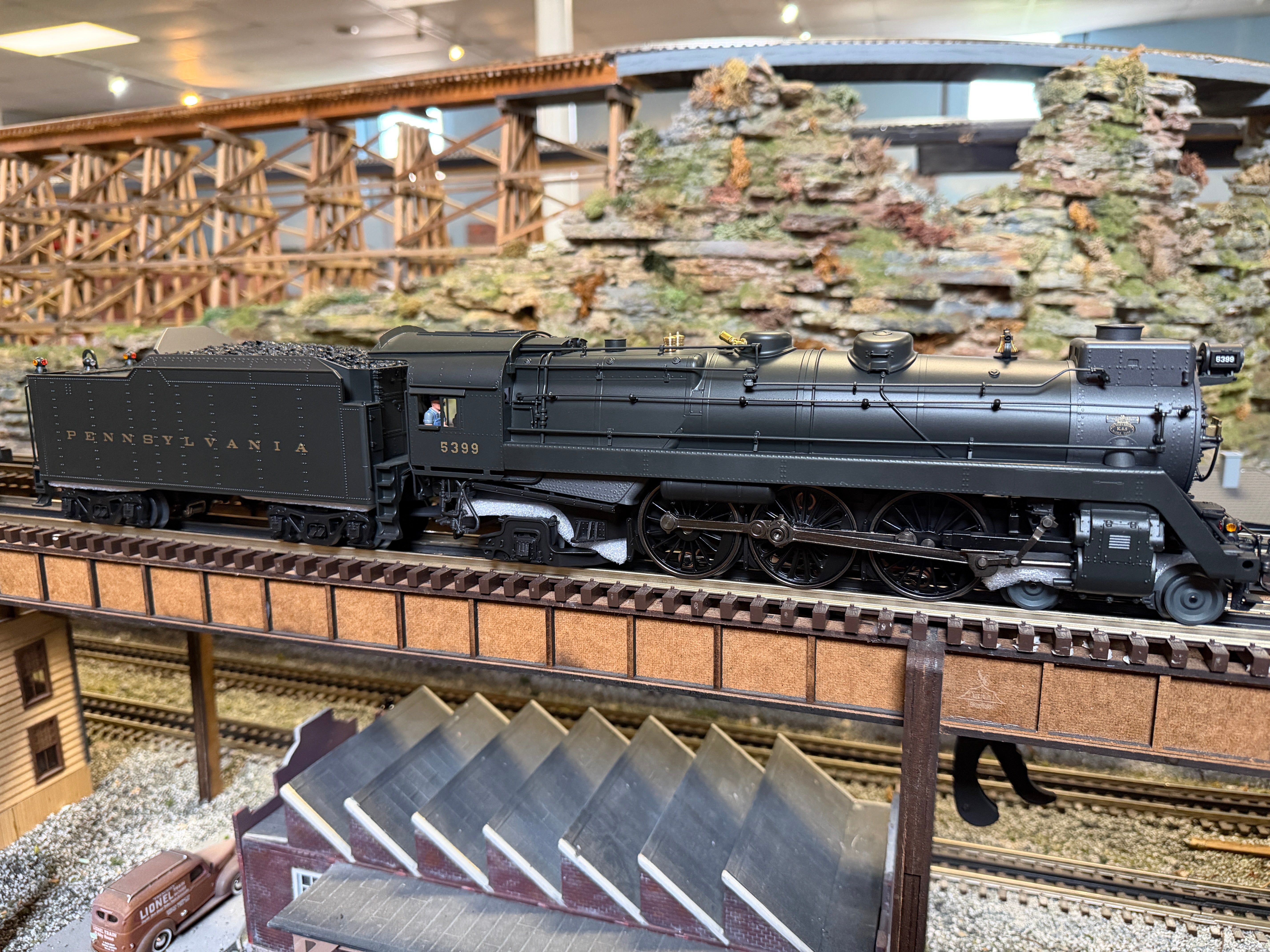 Lionel 2631110 - Legacy - K4 Brass Hybrid Steam Locomotive "Pennsylvania" #5399 PreWar