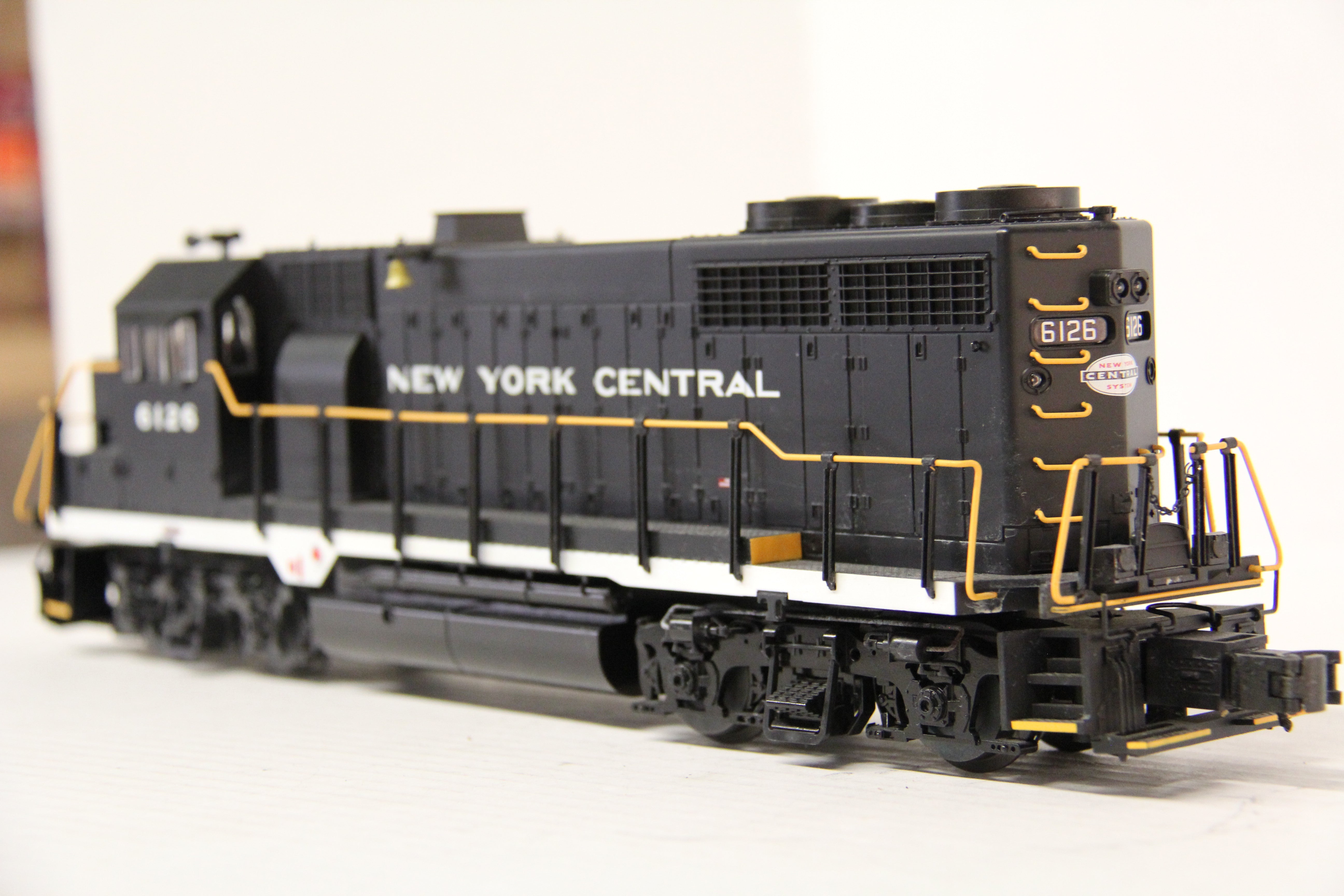 Atlas New York Central GP-35 Dummy Unit #6126-Second hand-M5785