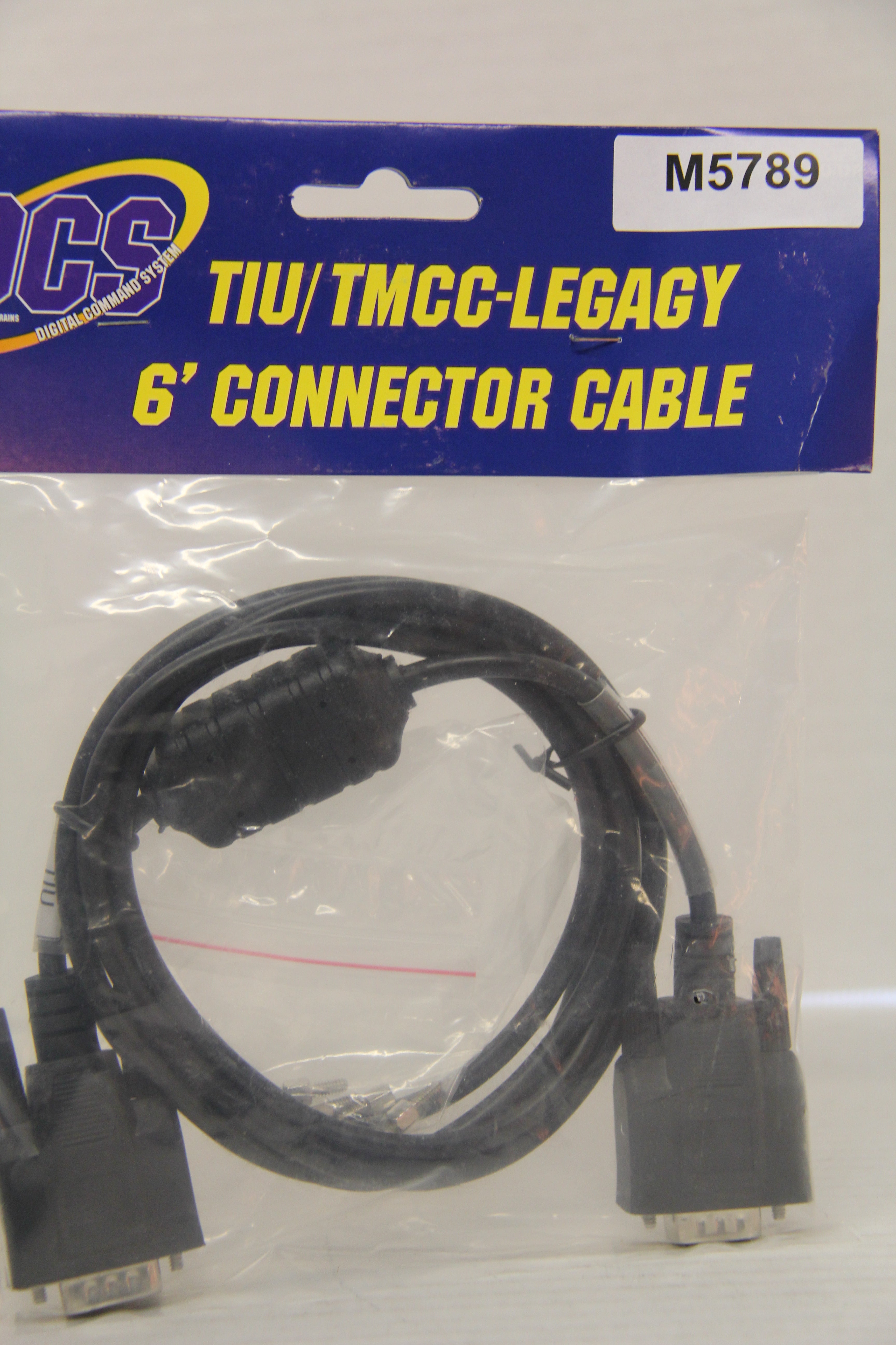 DCS 50-1032 TIU/TMCC-Legacy 6' Connector Cable-Second hand-M5789