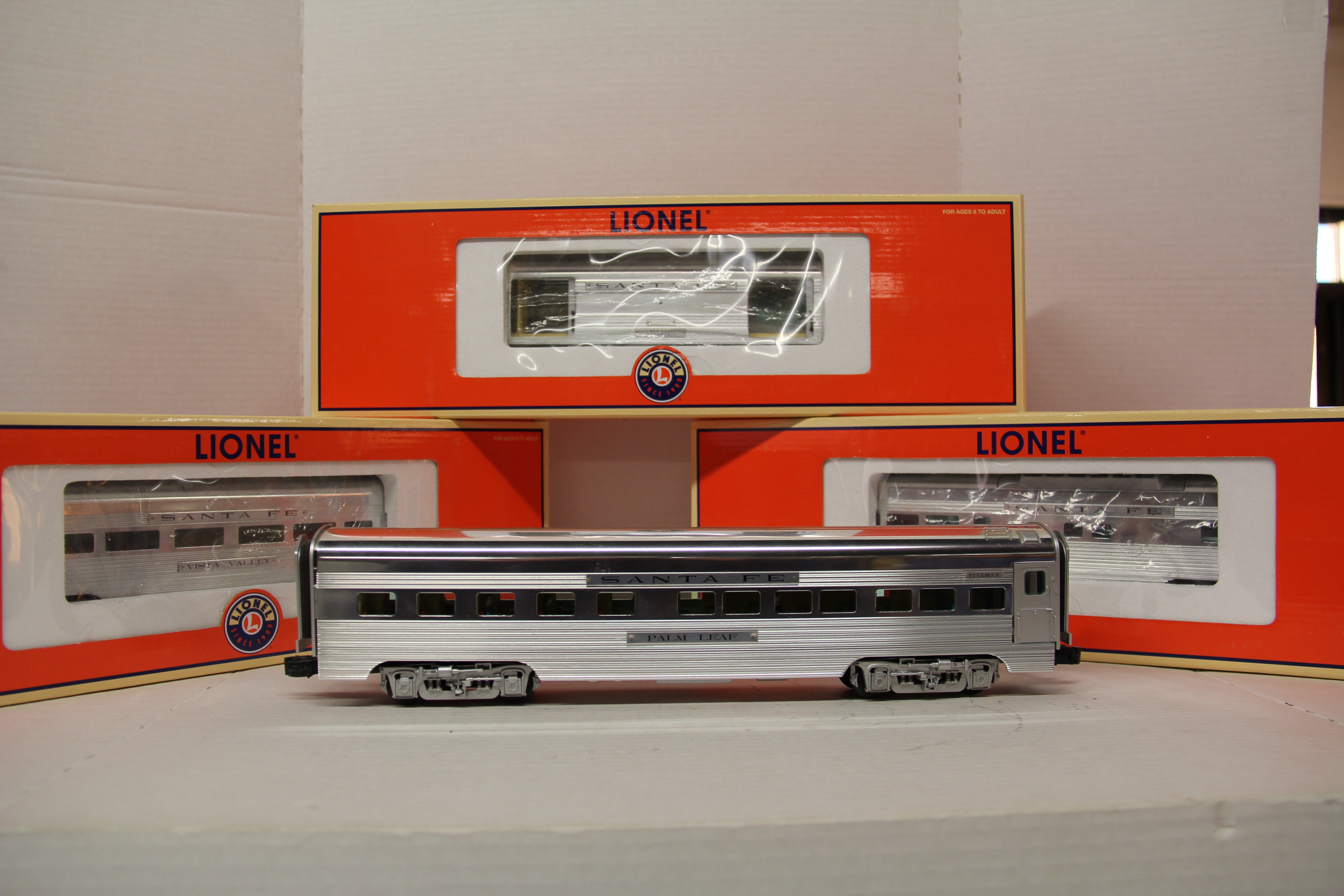 Lionel 6-15312 Santa Fe Aluminum Passenger 4 Car Pack-Second hand-M5793