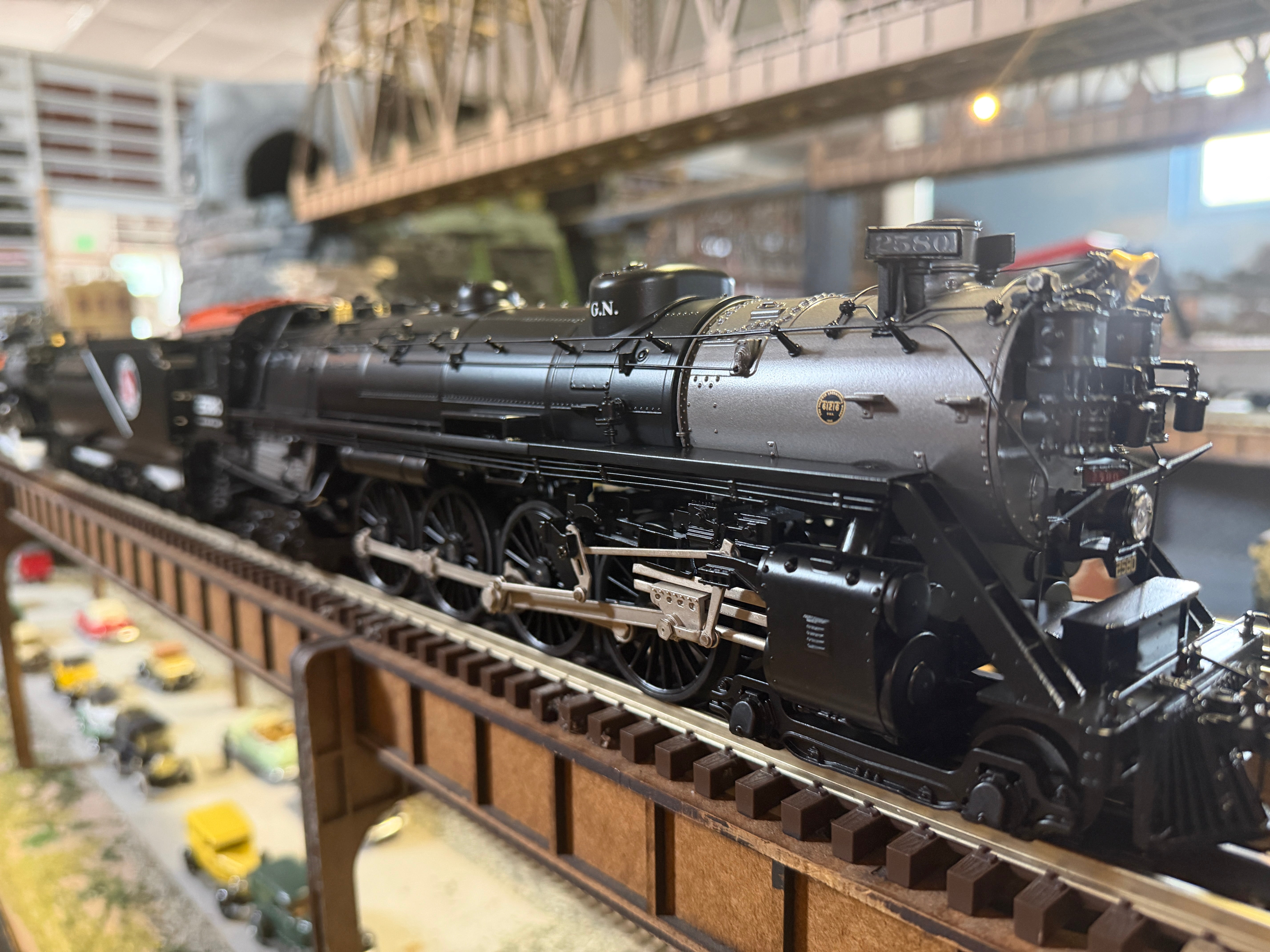 MTH 20-30125-1 - Premier - 4-8-4 Steam Locomotive "Great Northern" #2580 w/ PS3