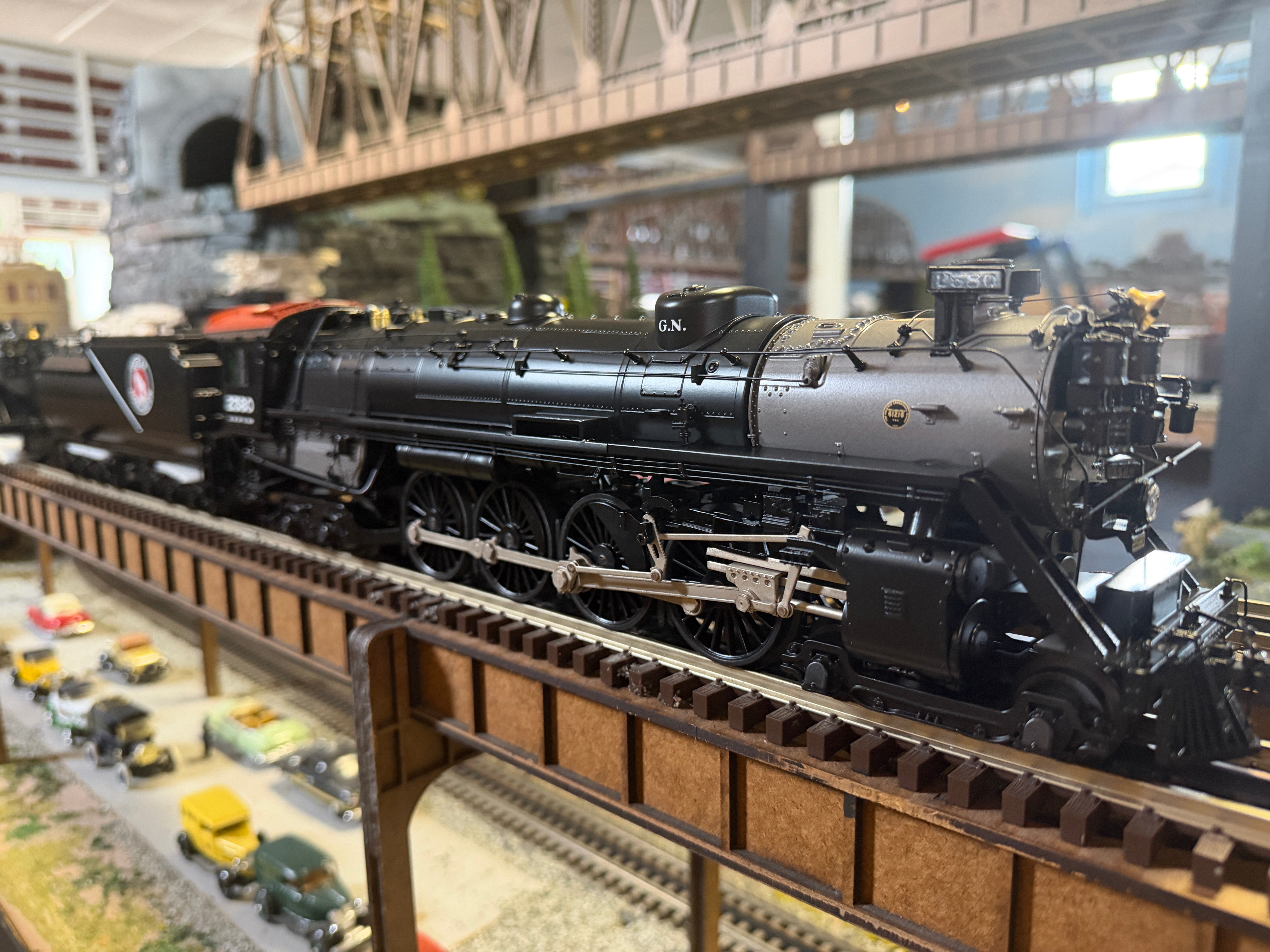 MTH 20-30125-1 - Premier - 4-8-4 Steam Locomotive "Great Northern" #2580 w/ PS3