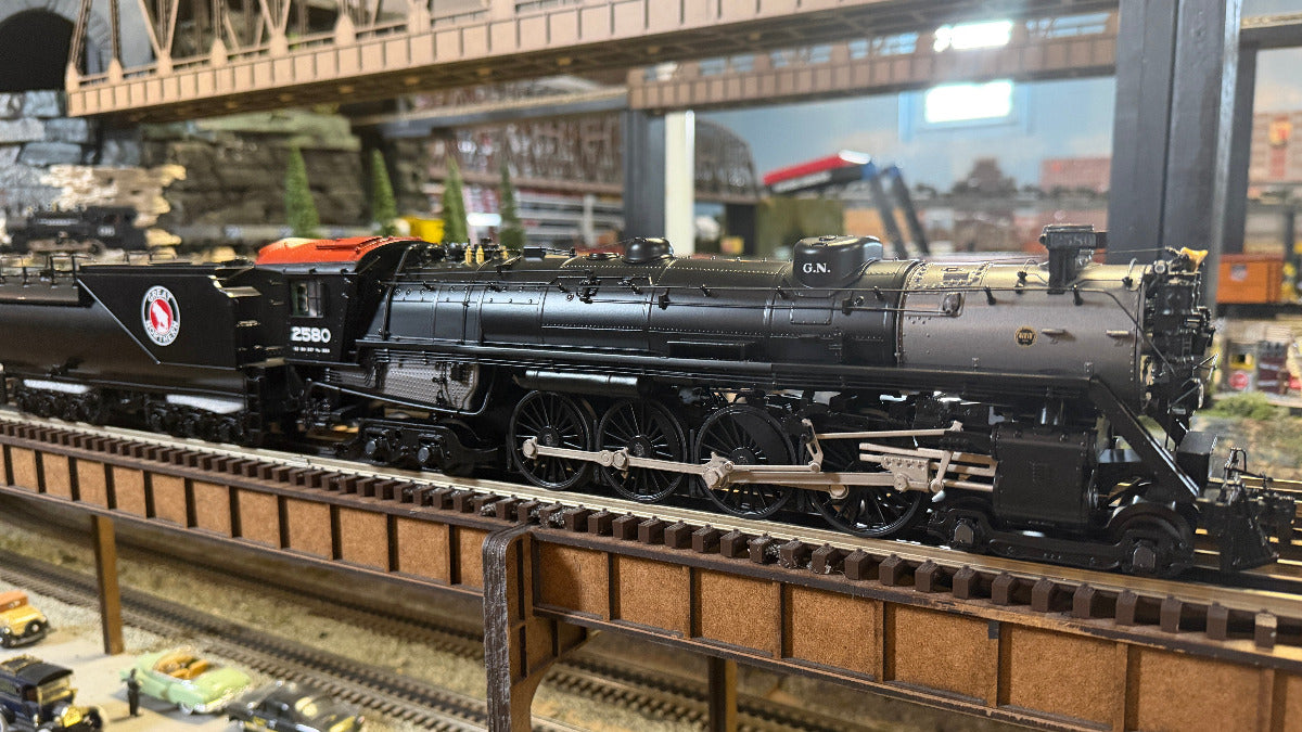MTH 20-30125-1 - Premier - 4-8-4 Steam Locomotive "Great Northern" #2580 w/ PS3