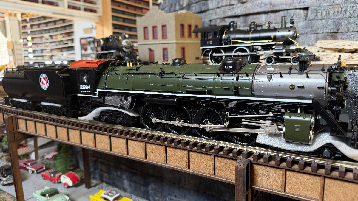 MTH 20-30124-1 - Premier - 4-8-4 Steam Locomotive "Great Northern" #2584 w/ PS3