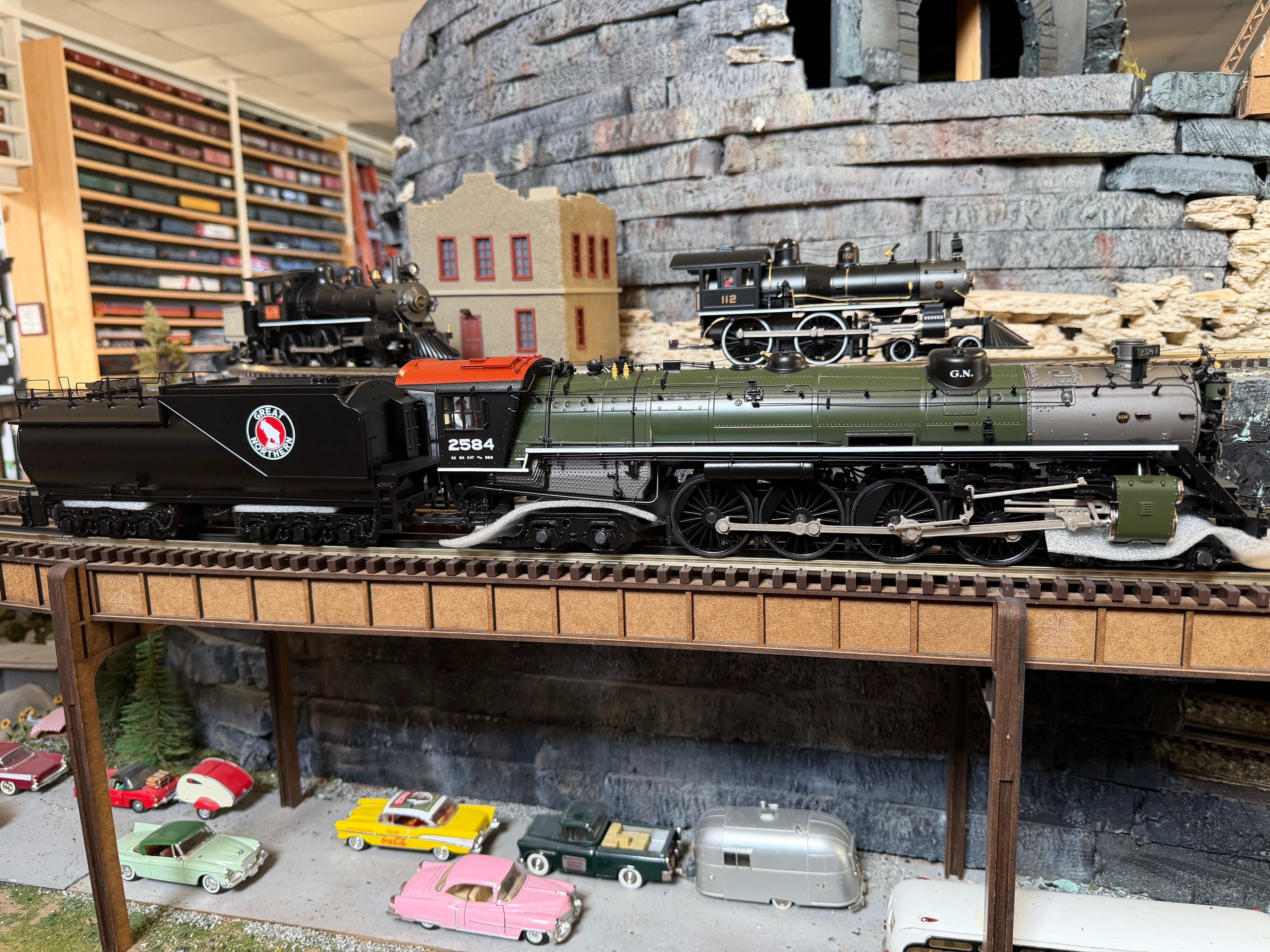 MTH 20-30124-1 - Premier - 4-8-4 Steam Locomotive "Great Northern" #2584 w/ PS3