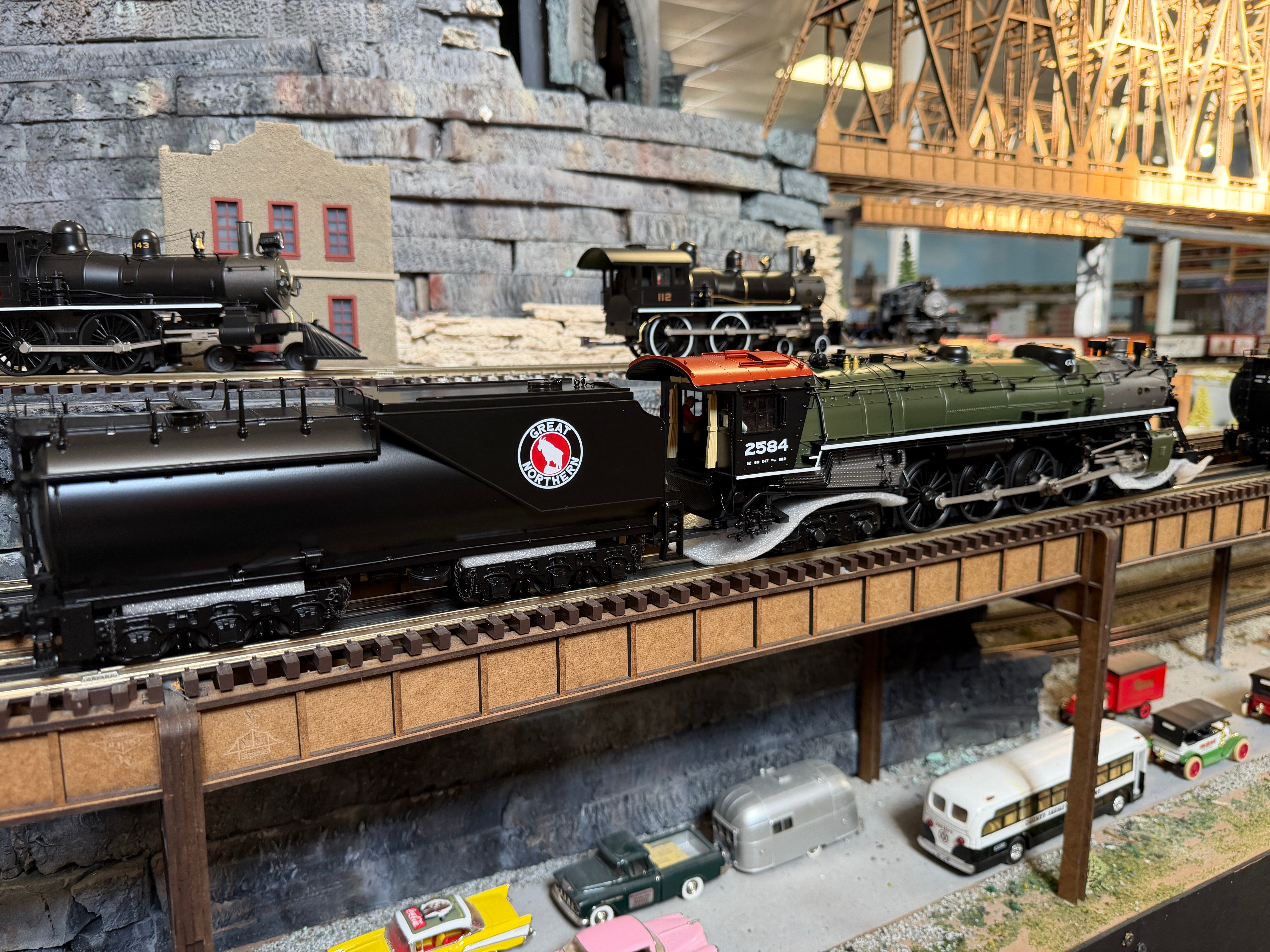 MTH 20-30124-1 - Premier - 4-8-4 Steam Locomotive "Great Northern" #2584 w/ PS3