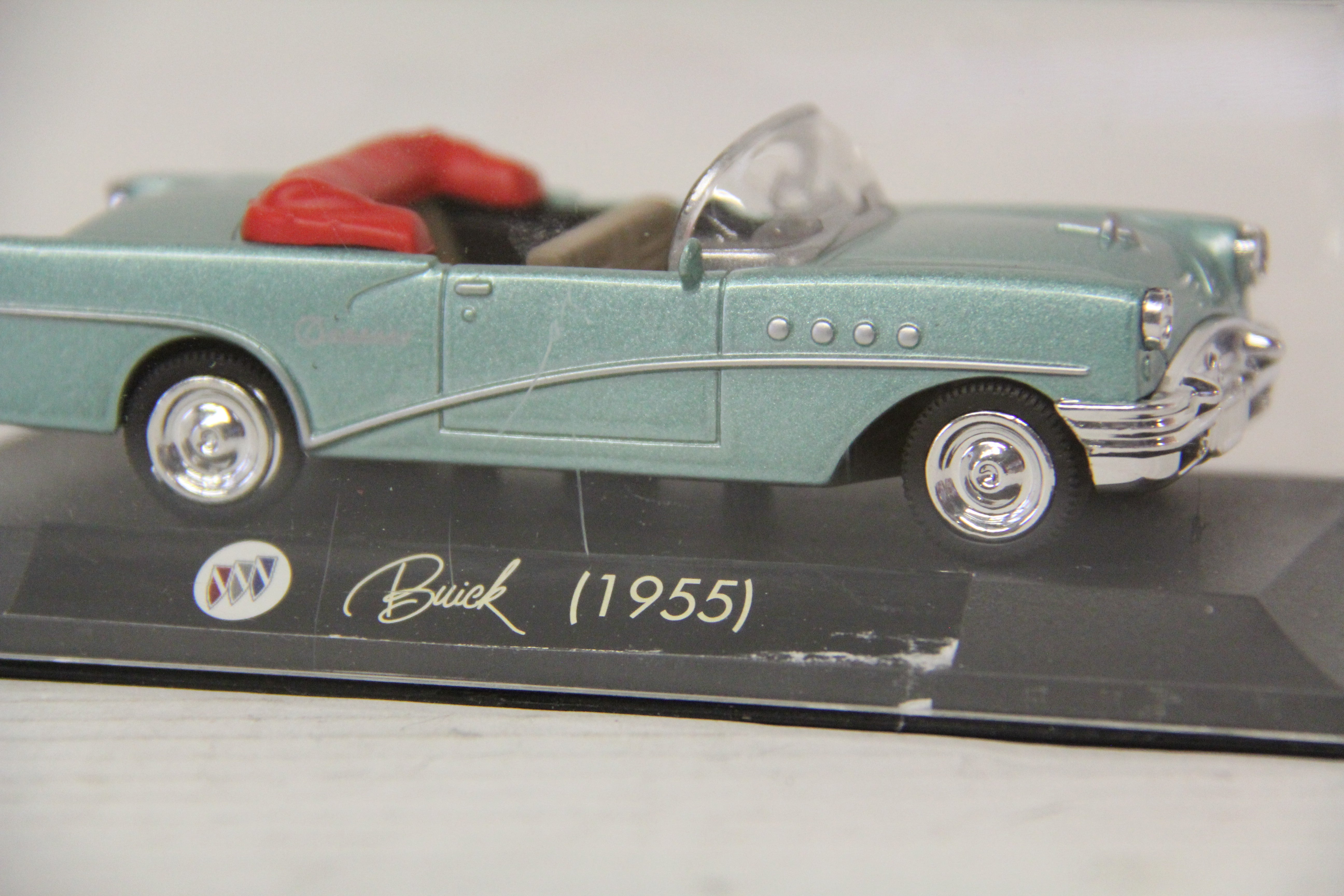 2000 New Ray 1955 Buick 1:43 Scale Diecast-Second hand-M5805