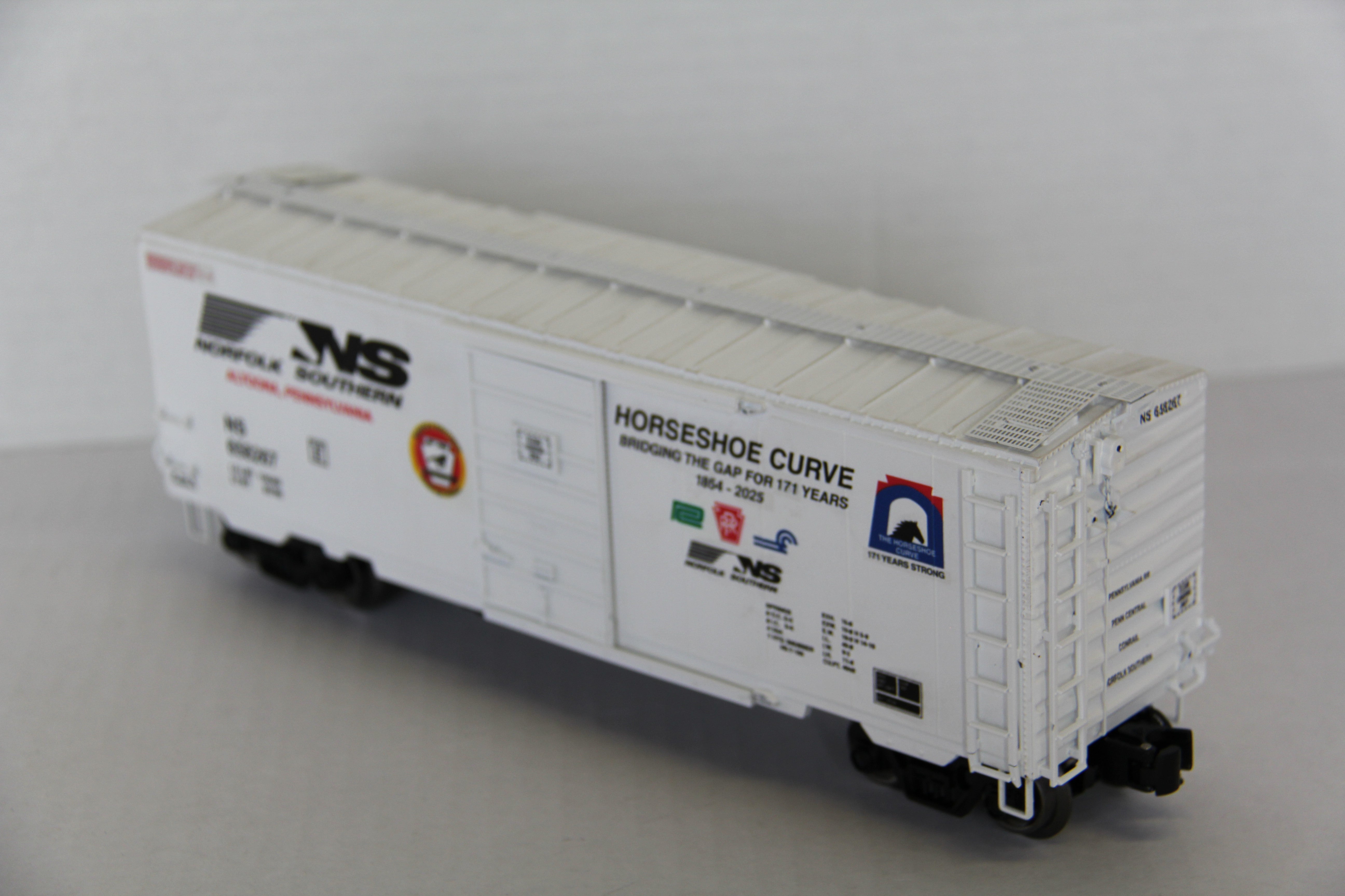 RMT-96447 Norfolk Southern Horseshoe Curve 40' PS-1 Boxcar-Second hand-M7502
