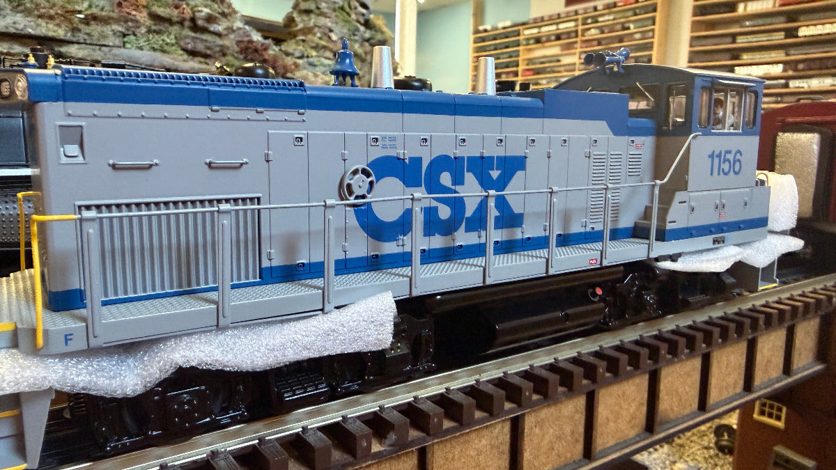 MTH 30-21384-1 - RailKing - MP15AC Diesel Engine "CSX" #1156 w/ PS3