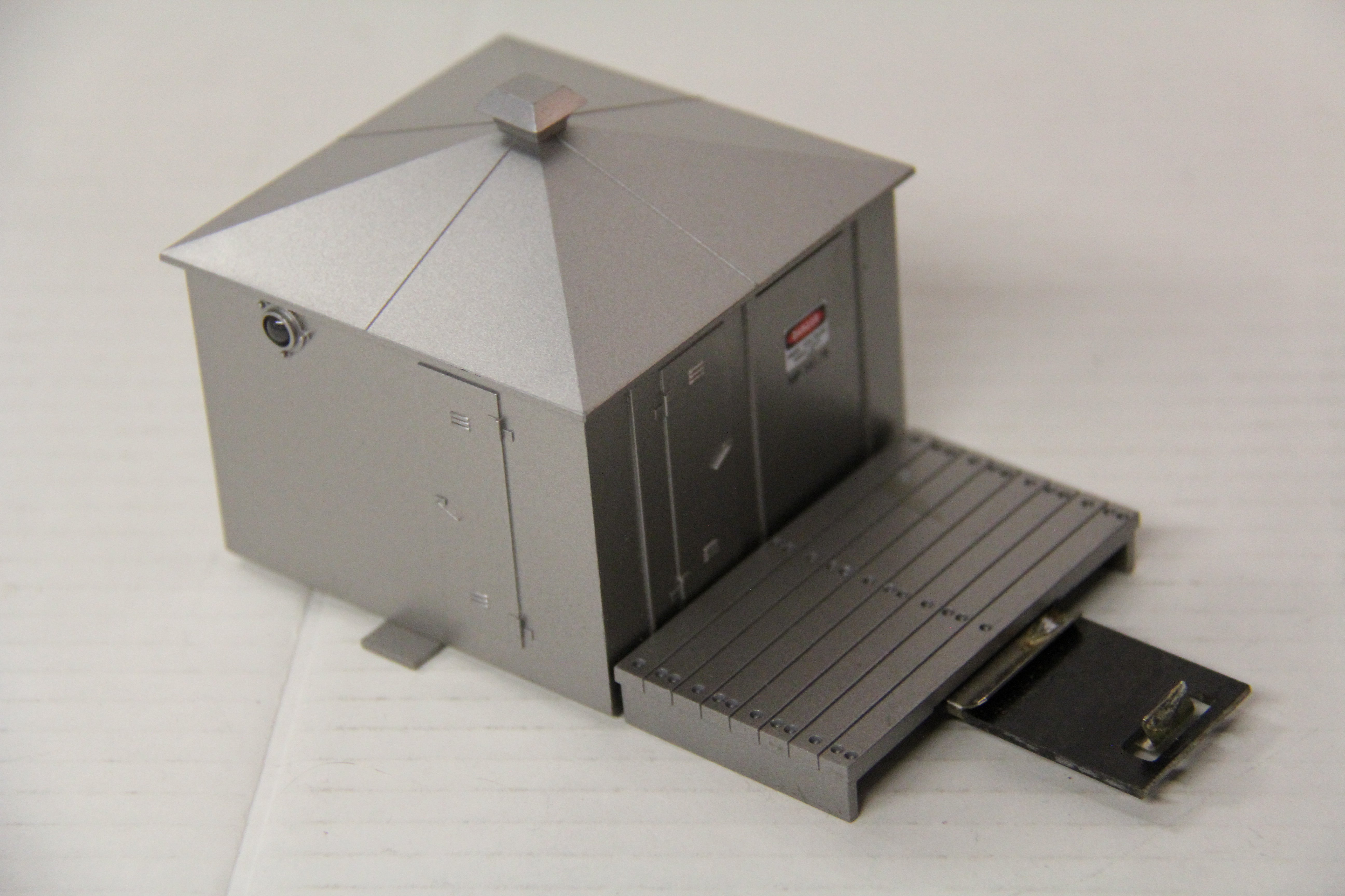 Lionel 6-22983 & 6-34120 -180 Watt Powerhouse Power Supply & TMCC Direct Lock On-Second hand-M7089