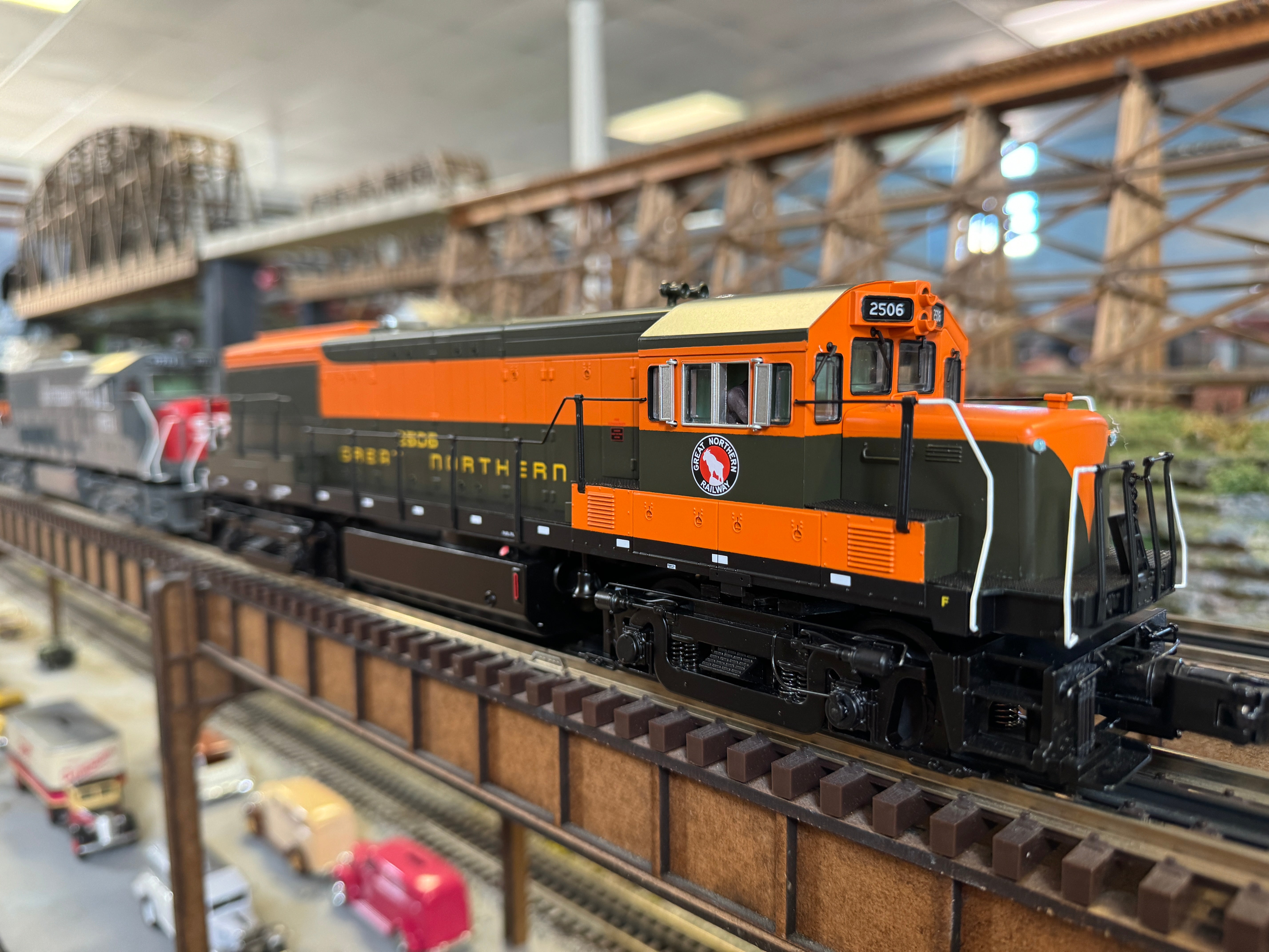 MTH 20-21842-1 - U25B Diesel Engine "Great Northern" #2506 w/ PS3