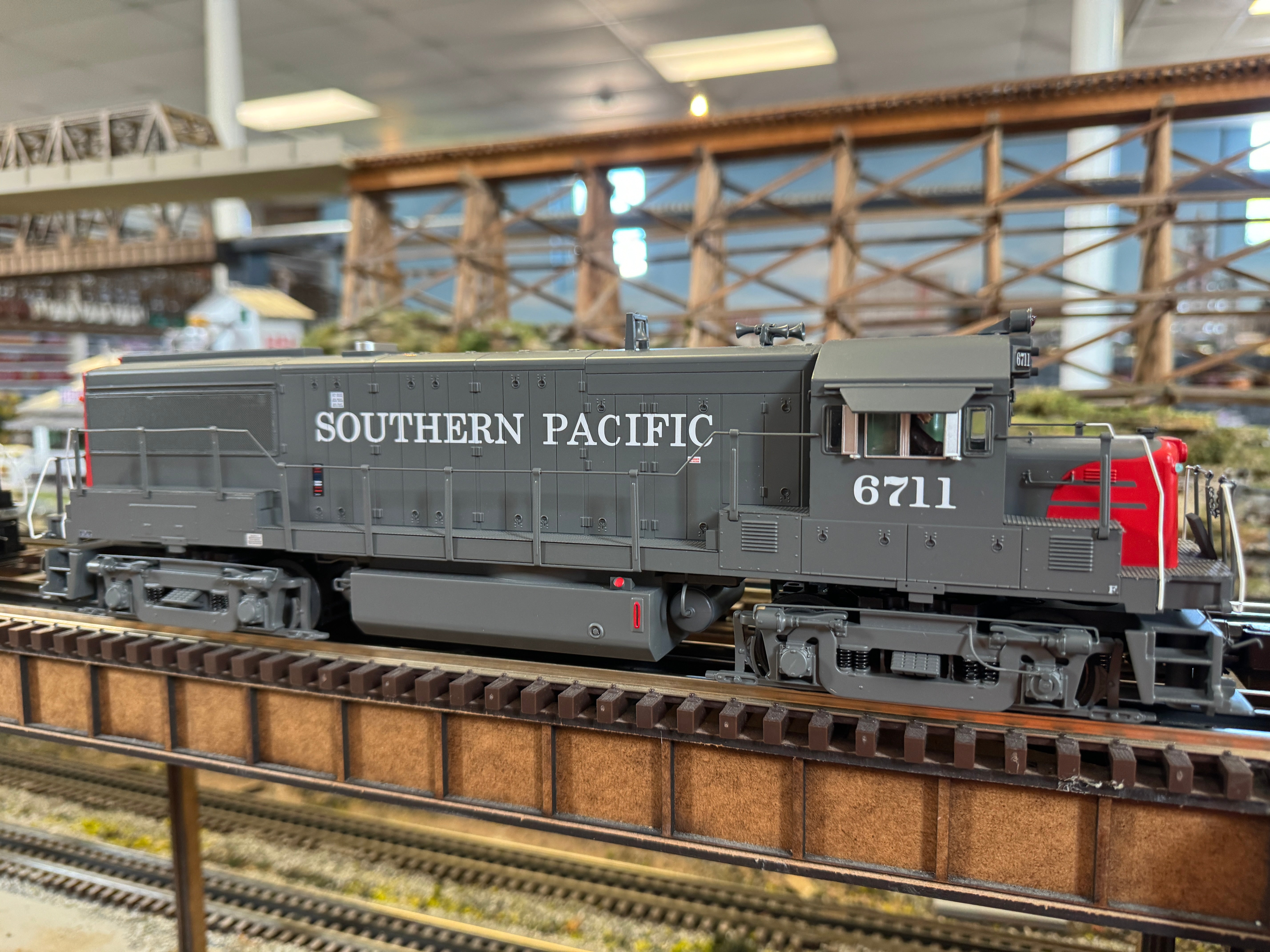 MTH 20-21840-1 - U25B Diesel Engine "Southern Pacific" #3100 w/ PS3