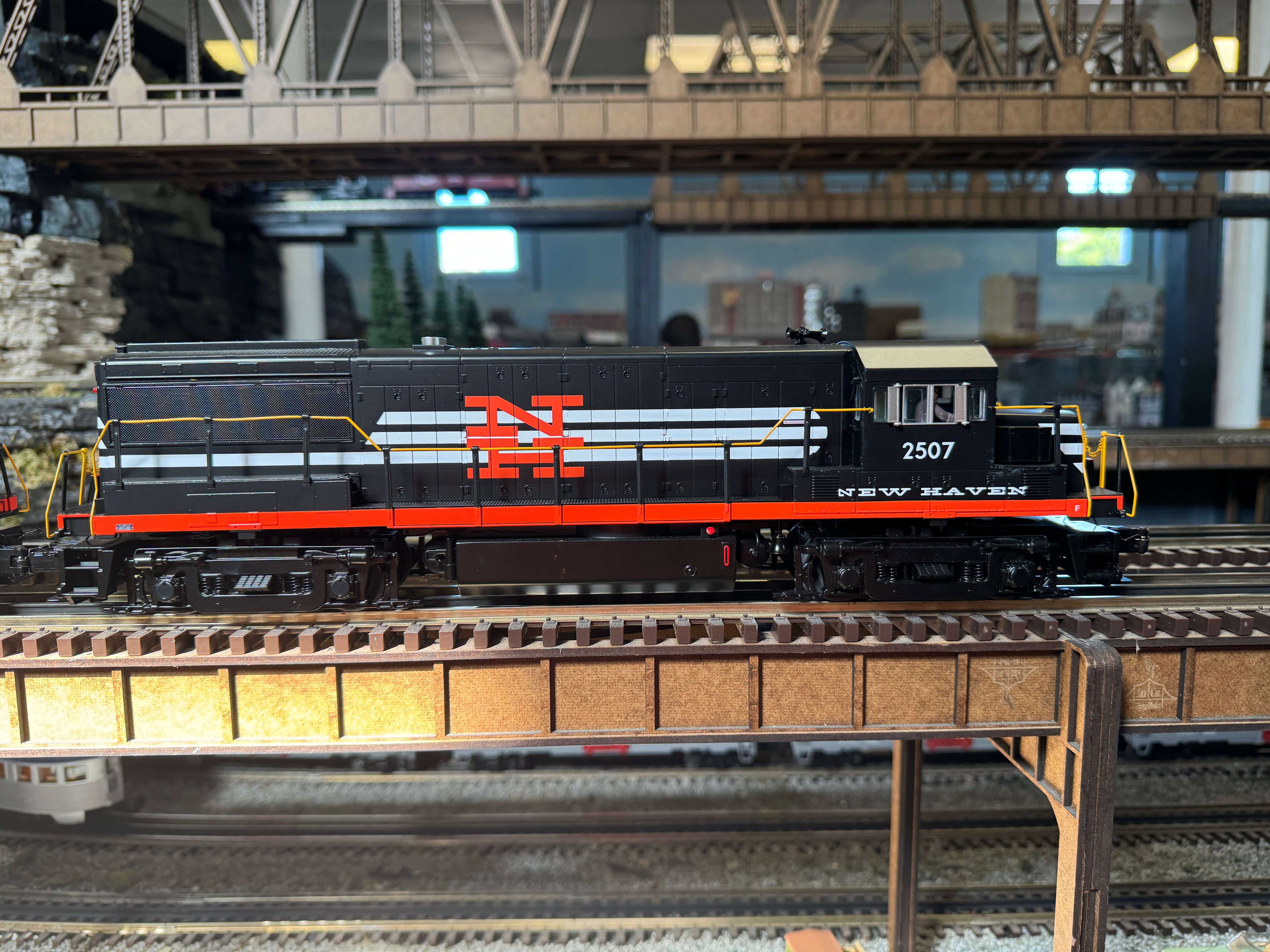 MTH 20-21845-1 - U25B Diesel Engine "New Haven" #2507 w/ PS3