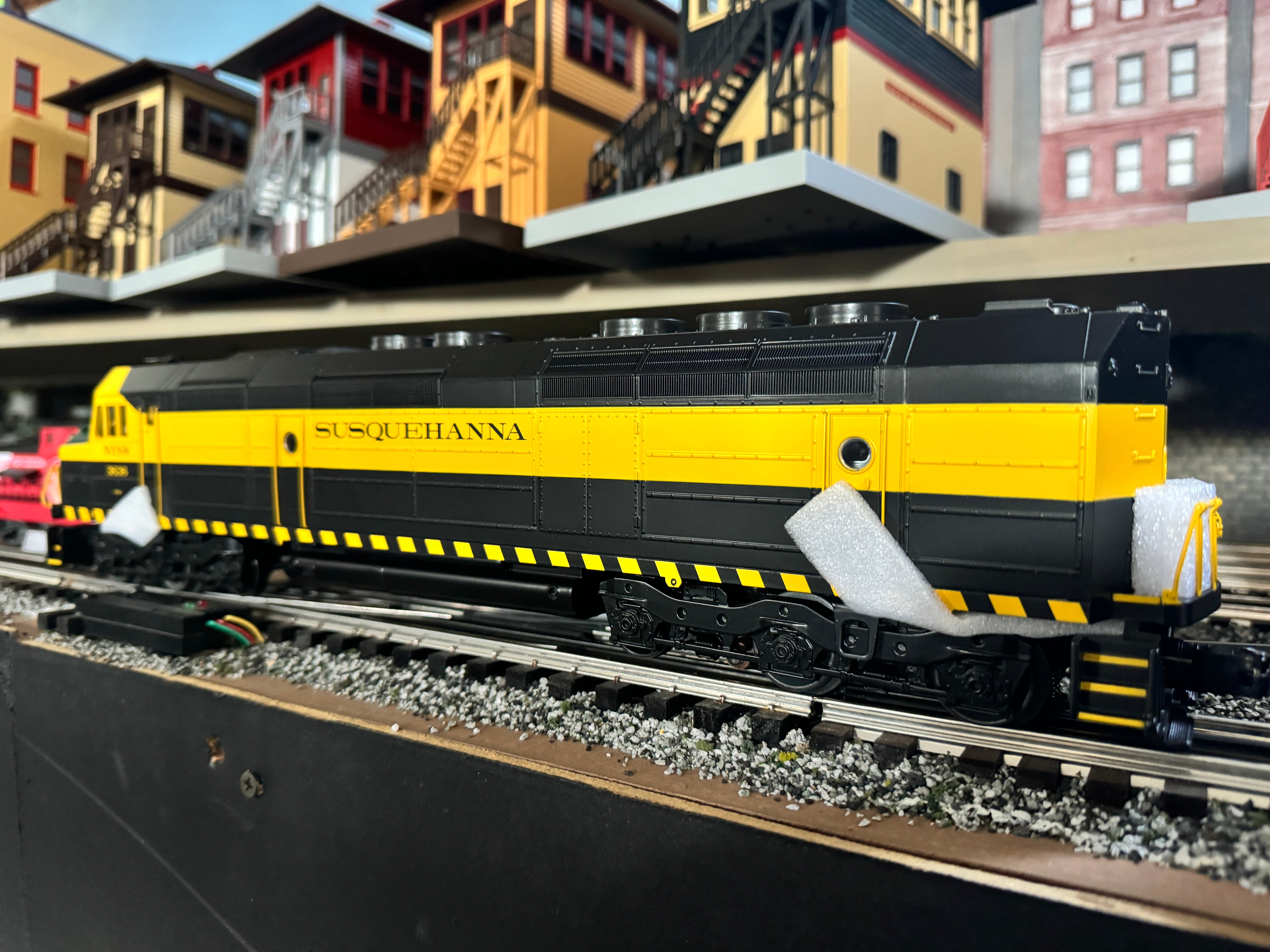 MTH 30-21218-1 - FP45 Diesel Locomotive "Susquehanna" #3636 w/ PS3