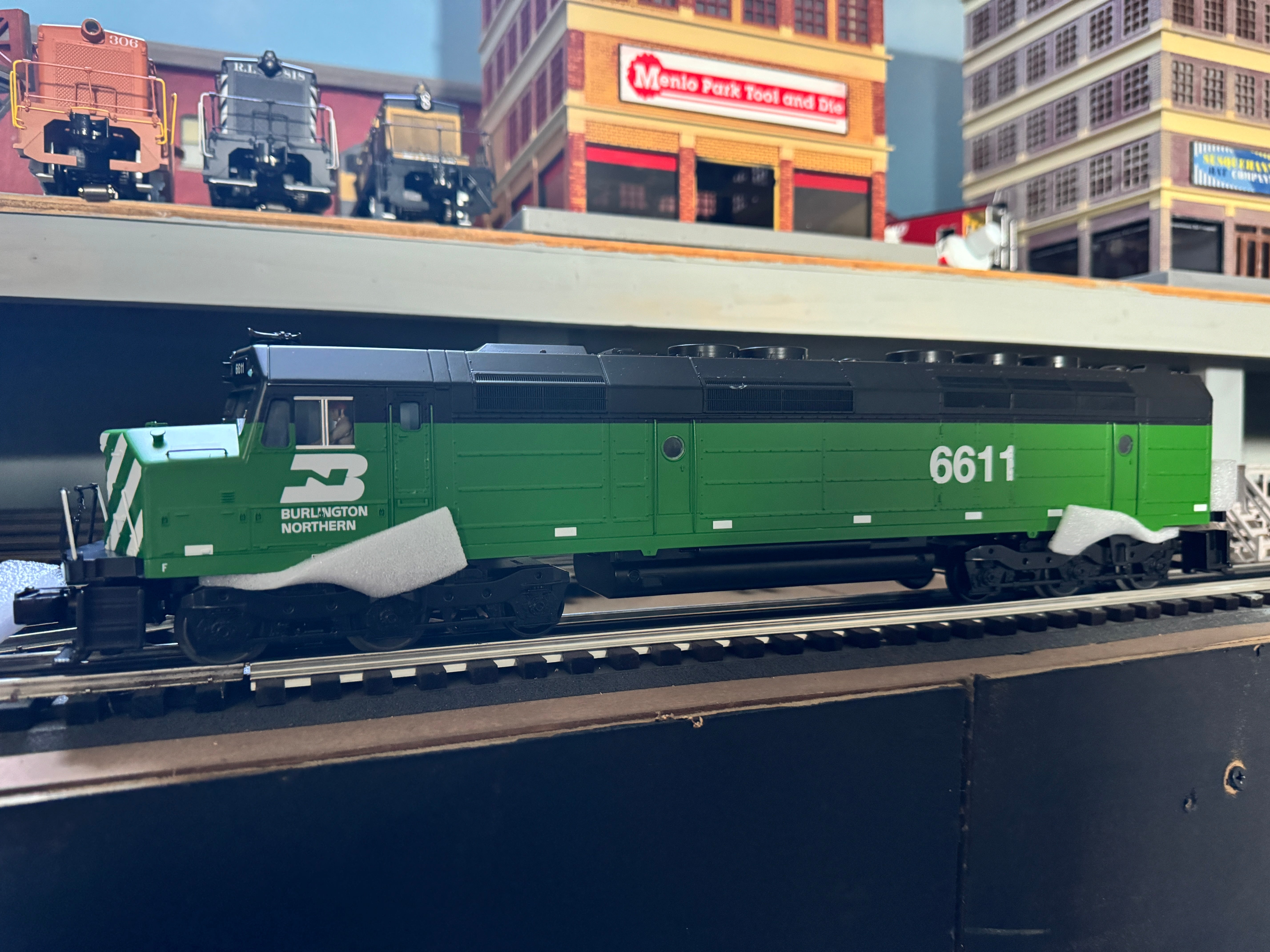 MTH 30-21219-1 - FP45 Diesel Locomotive "Burlington Northern" #6611 w/ PS3