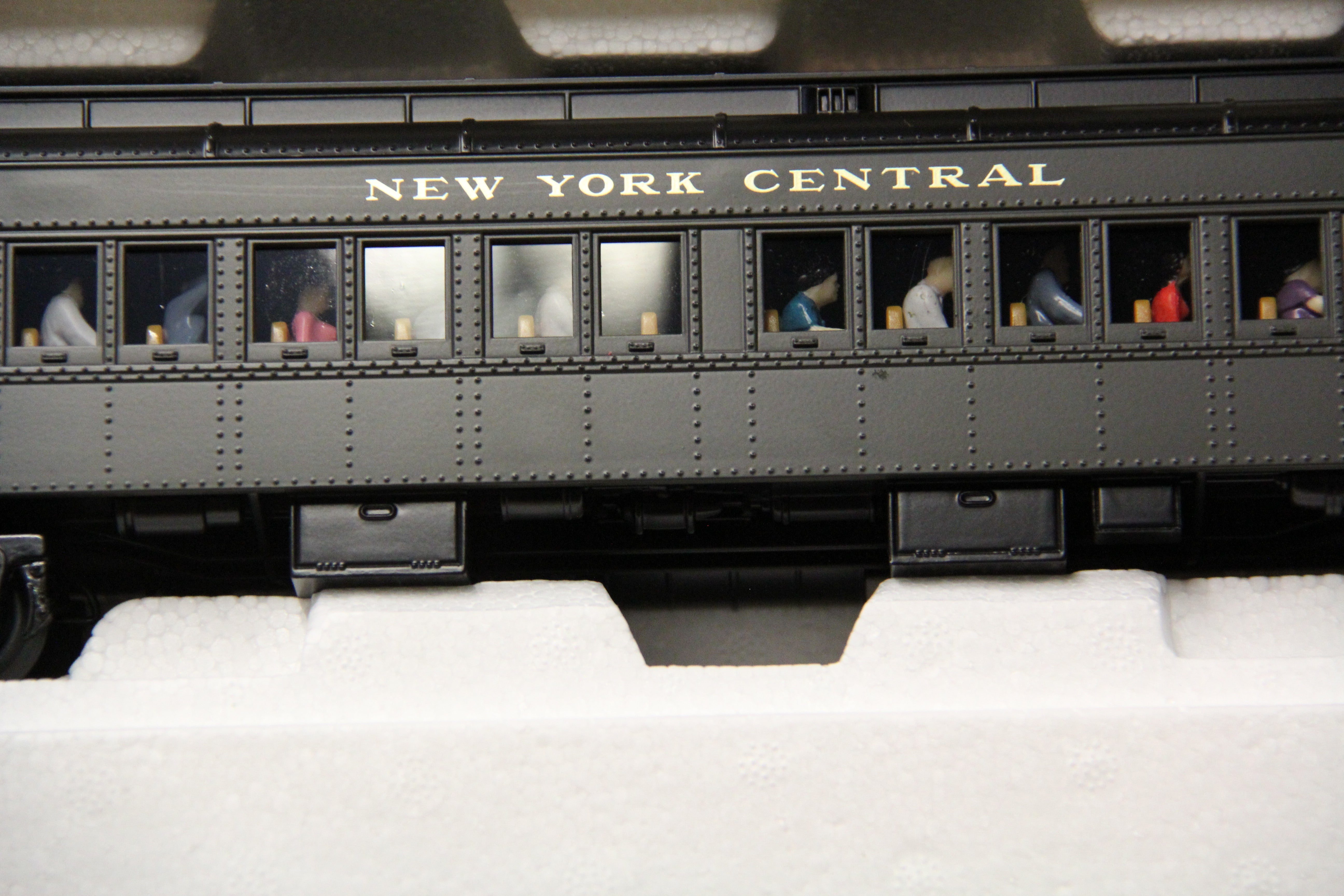 Rail King 30-69173 New York Central 60' Madison Passenger 4 Car Set-Second hand-M5839