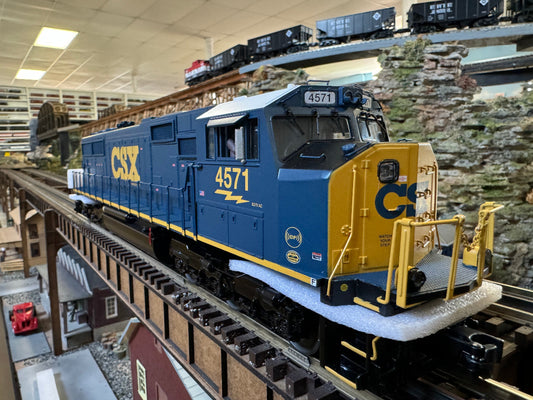 Atlas O 30138204 - Premier - SD70MAC Diesel Locomotive "CSX" #4569 w/ PS3 - MrMuffin'sTrains