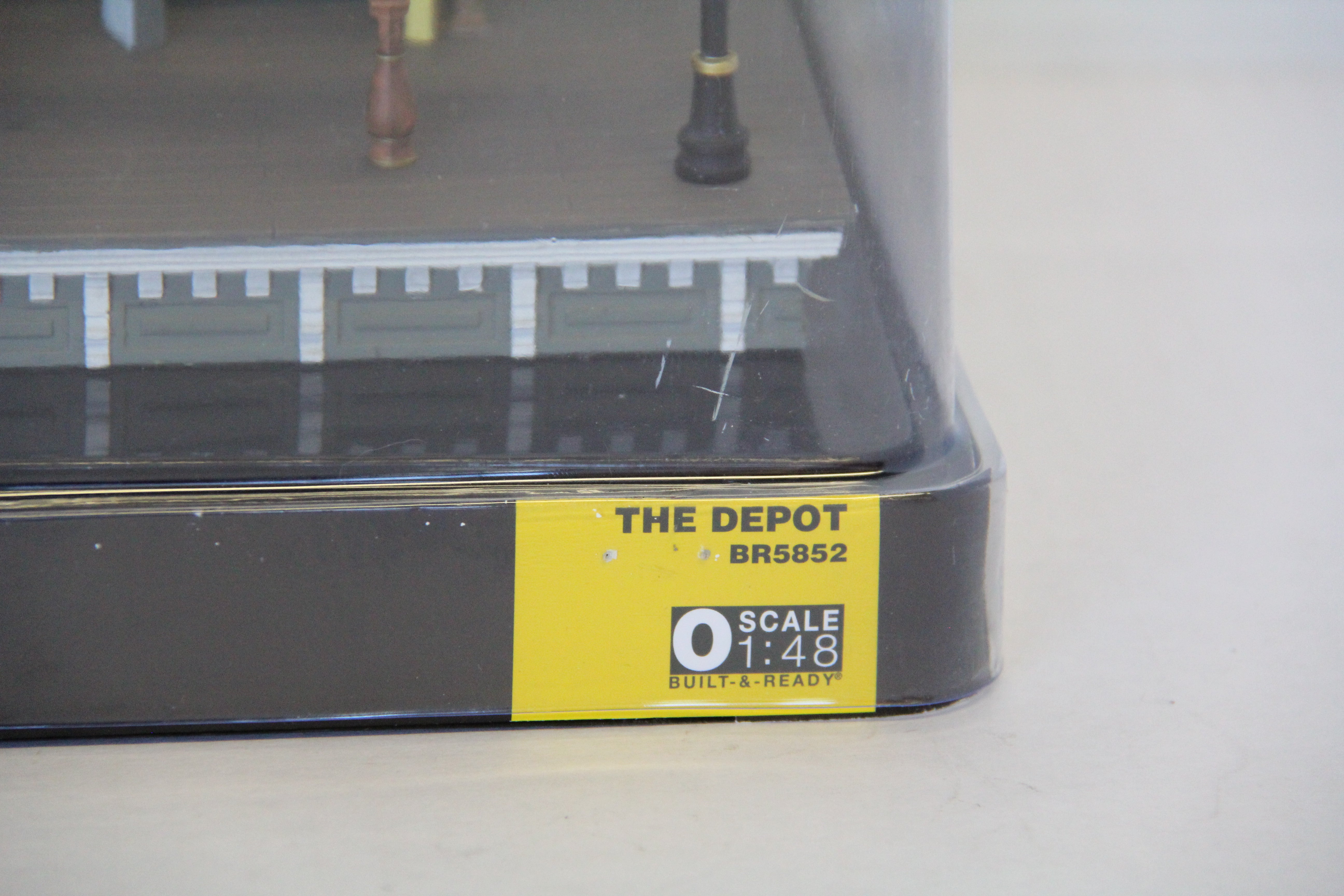 Woodland Scenics BR5852 The Depot 1:48 Scale-Second hand-M7523