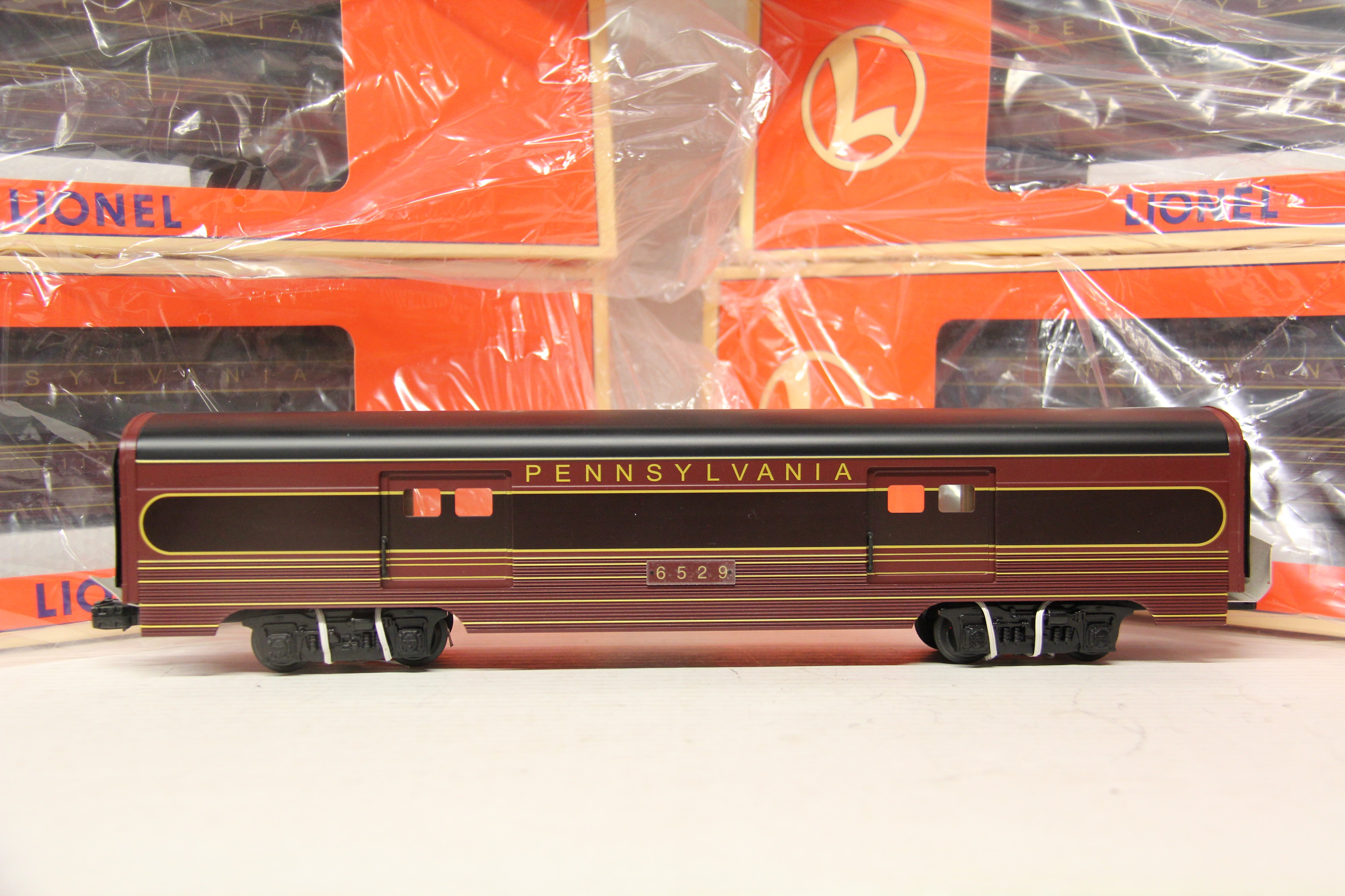 Lionel 6-15340 Pennsylvania "South Wind" Aluminum Passenger 6 Car Set-Second hand-M5845