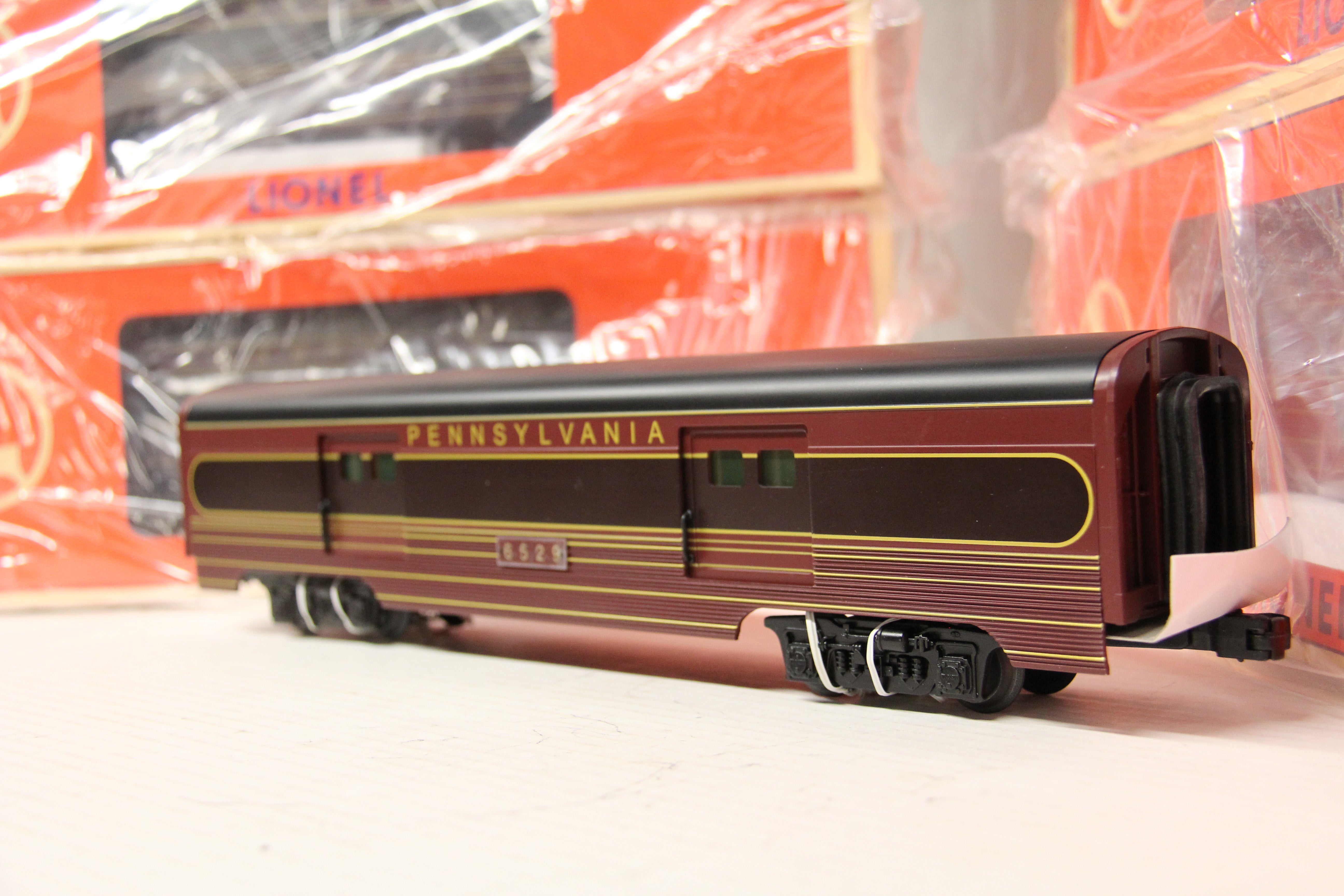 Lionel 6-15340 Pennsylvania "South Wind" Aluminum Passenger 6 Car Set-Second hand-M5845