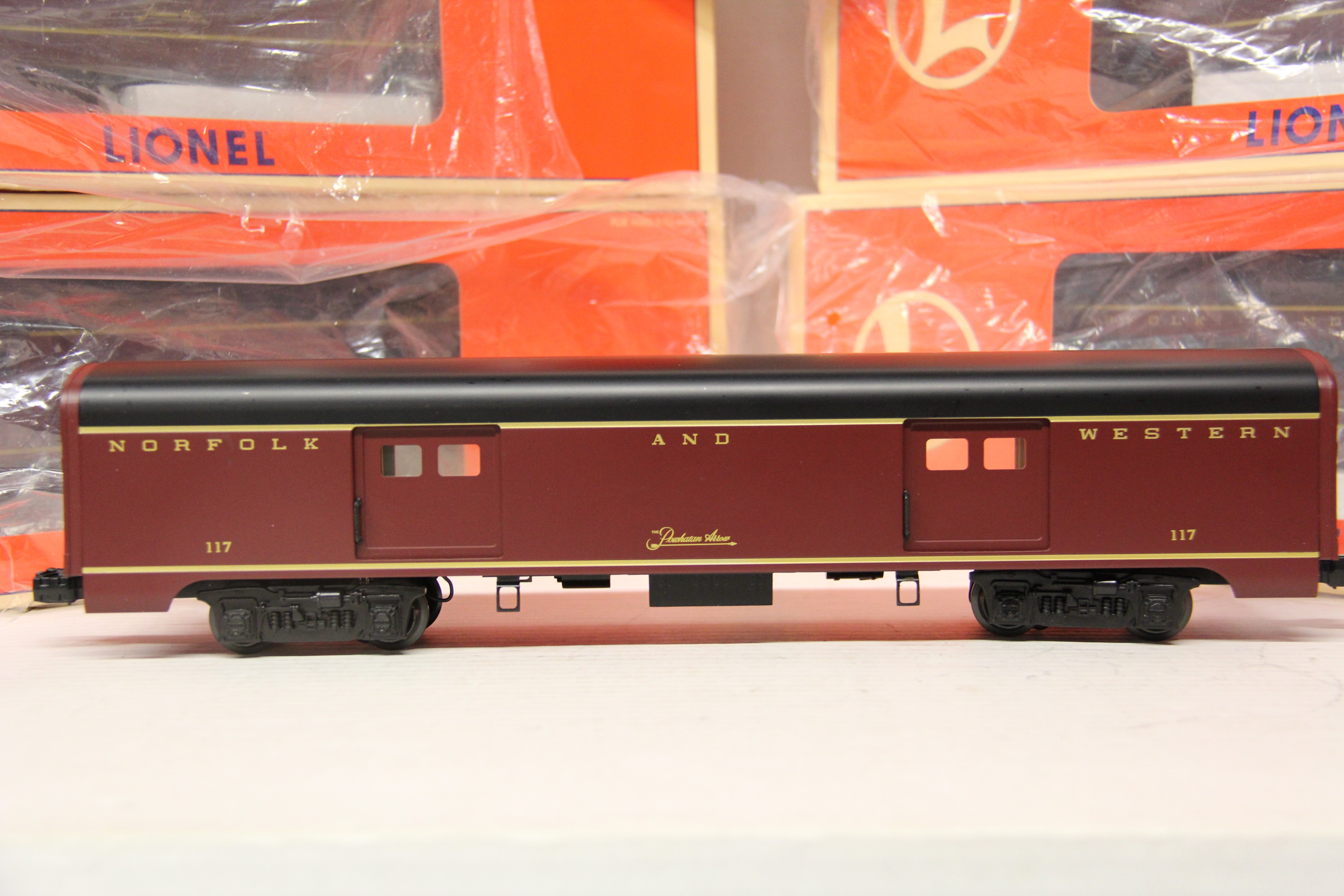 Lionel 6-15333 Norfolk & Western "Powhatan Arrow" Aluminum Passenger 6 Car Set-Second hand-M5847