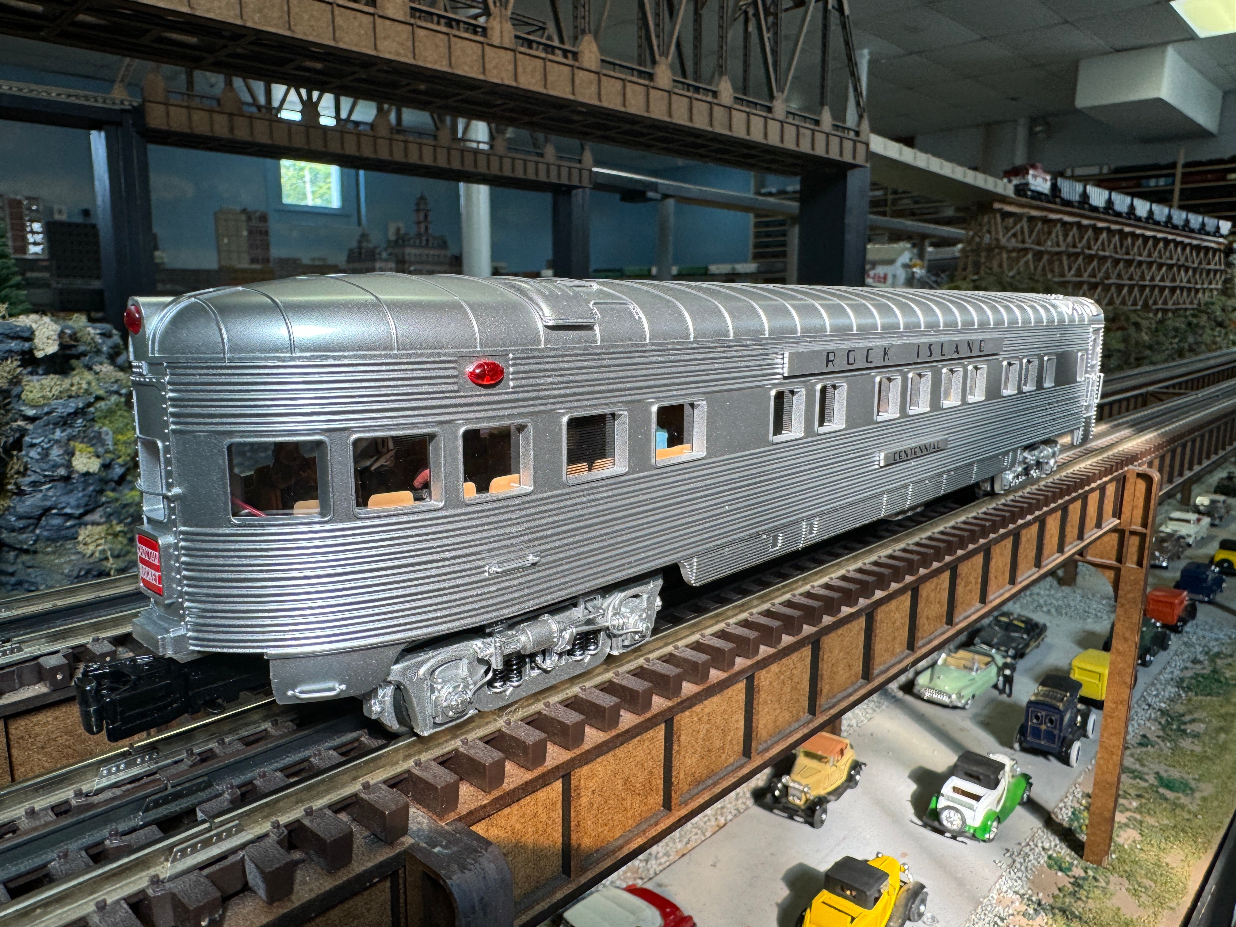 Atlas O 3001487 - Premier - 70' Streamlined Passenger Car "Rock Island" (4-Car)