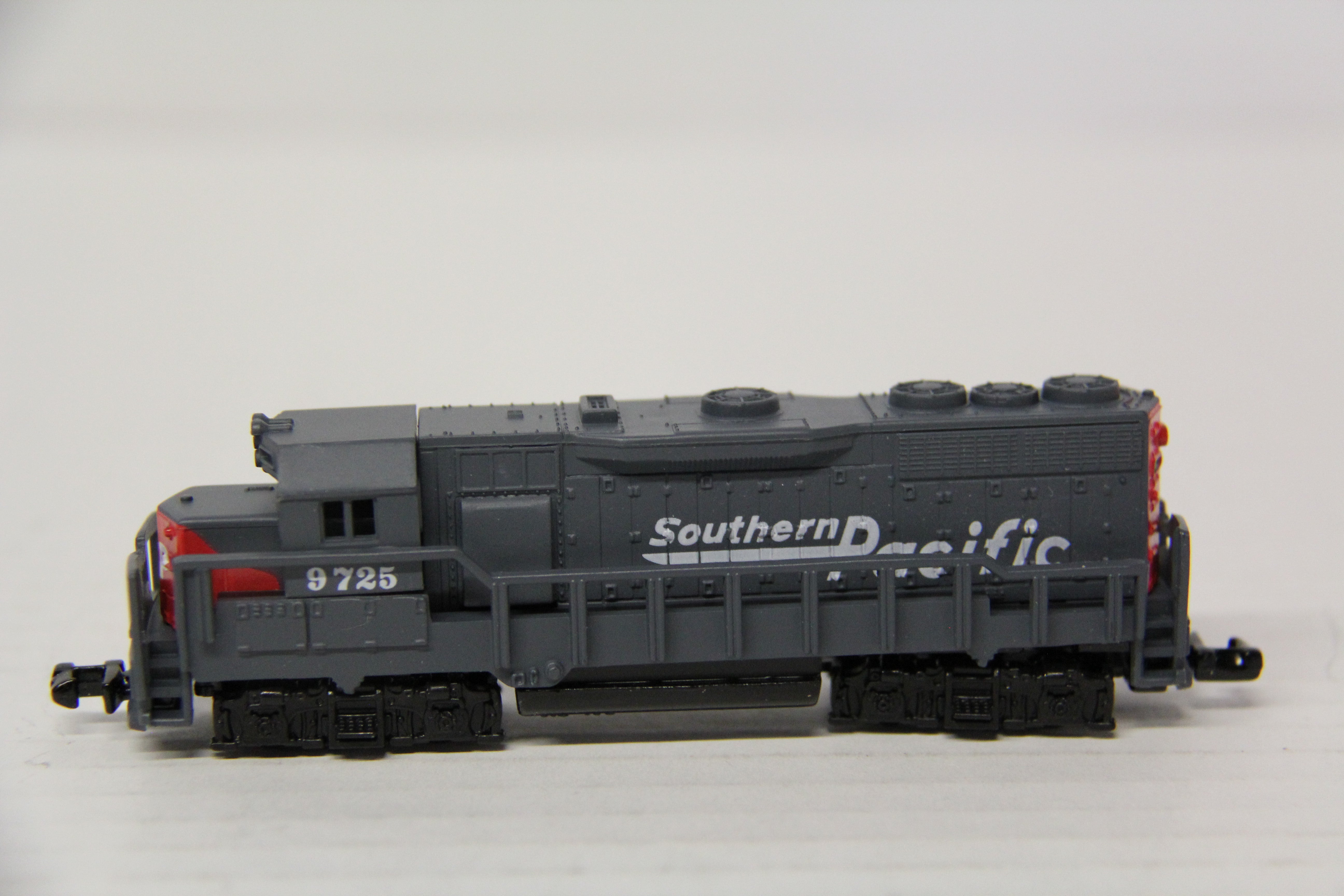 2001 Reader's Digest Southern Pacific Locomotive #9725 & Pen Gift Set-Second hand-M7134