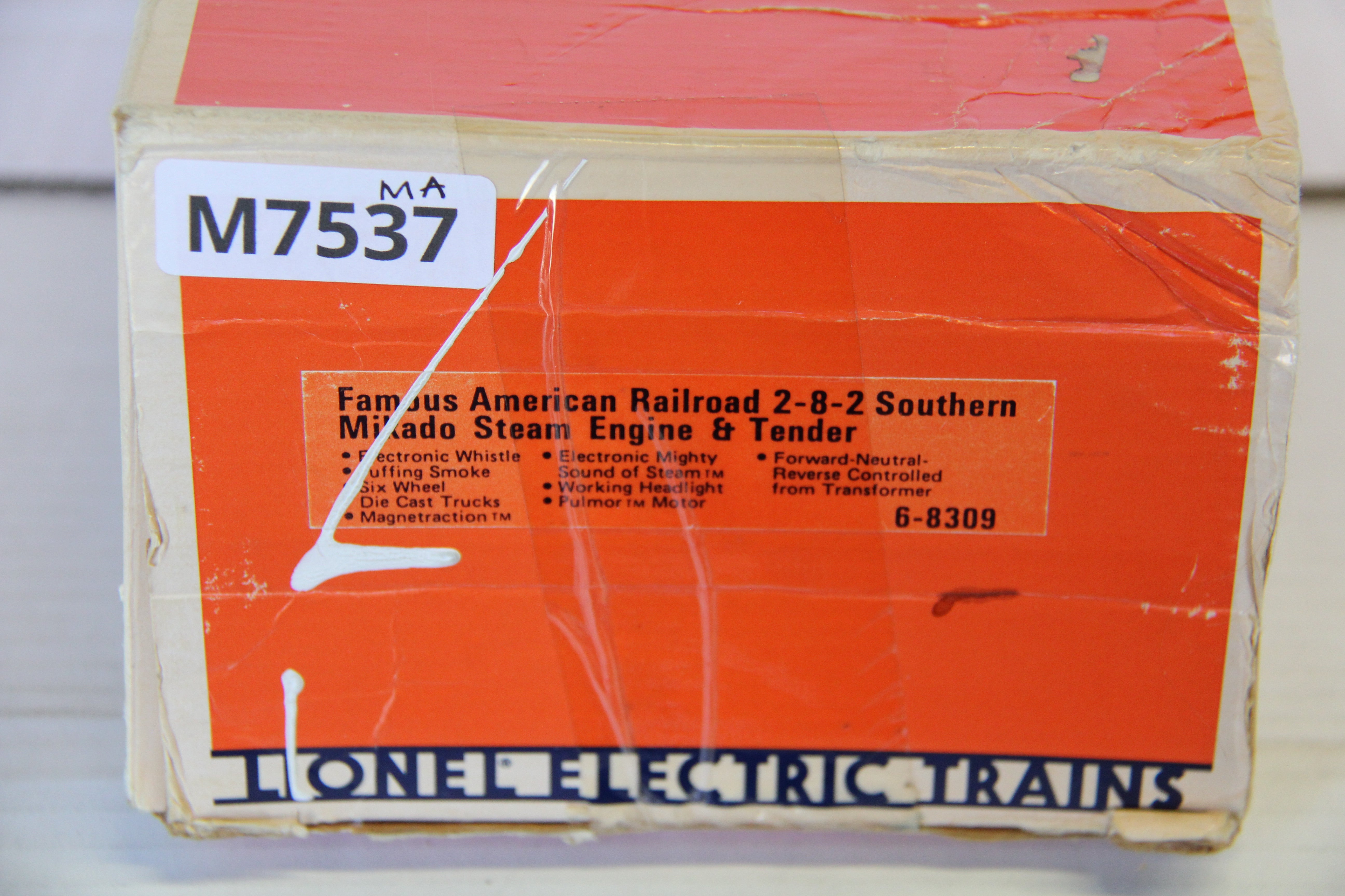 Lionel 6-8309 Famous American Railroad 2-8-2 Southern Mikado Steam Engine & Tender-Second hand-M7537