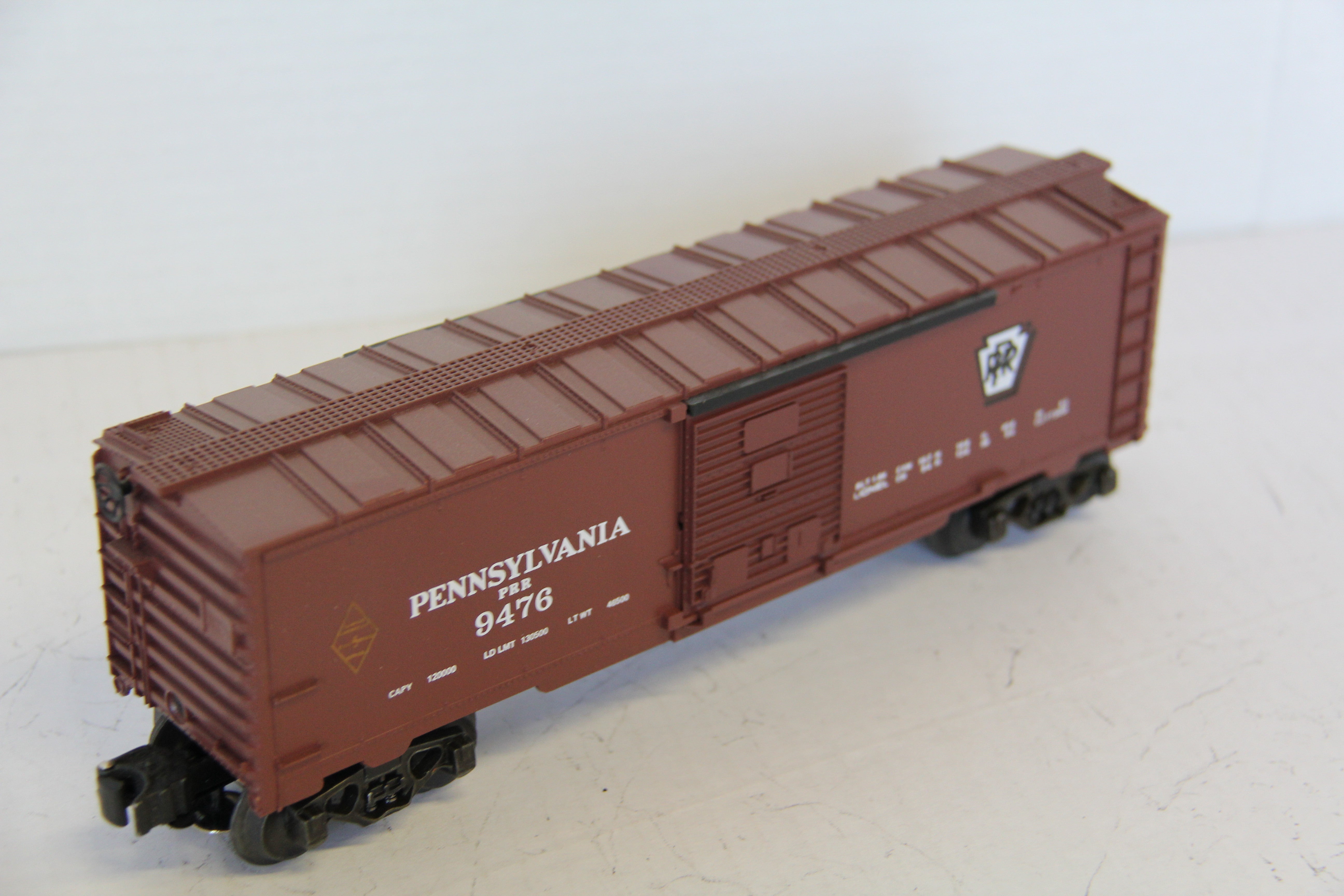 Lionel 6-9476 Pennsylvania Single Door Box Car-Second hand-M7548