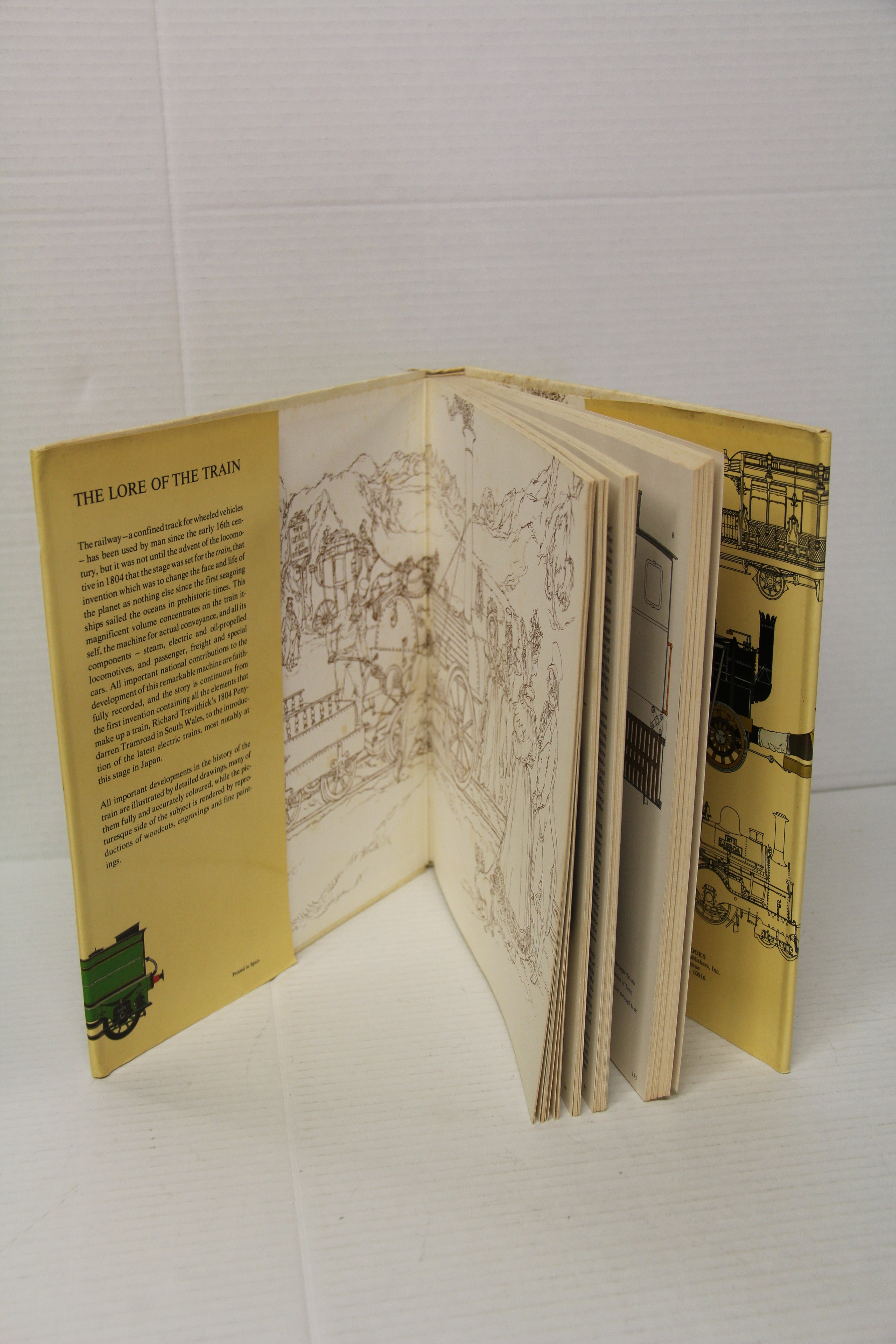 1977 "The Lore of The Train" by C. Hamilton Ellis-Hard Cover-Second hand-M7146