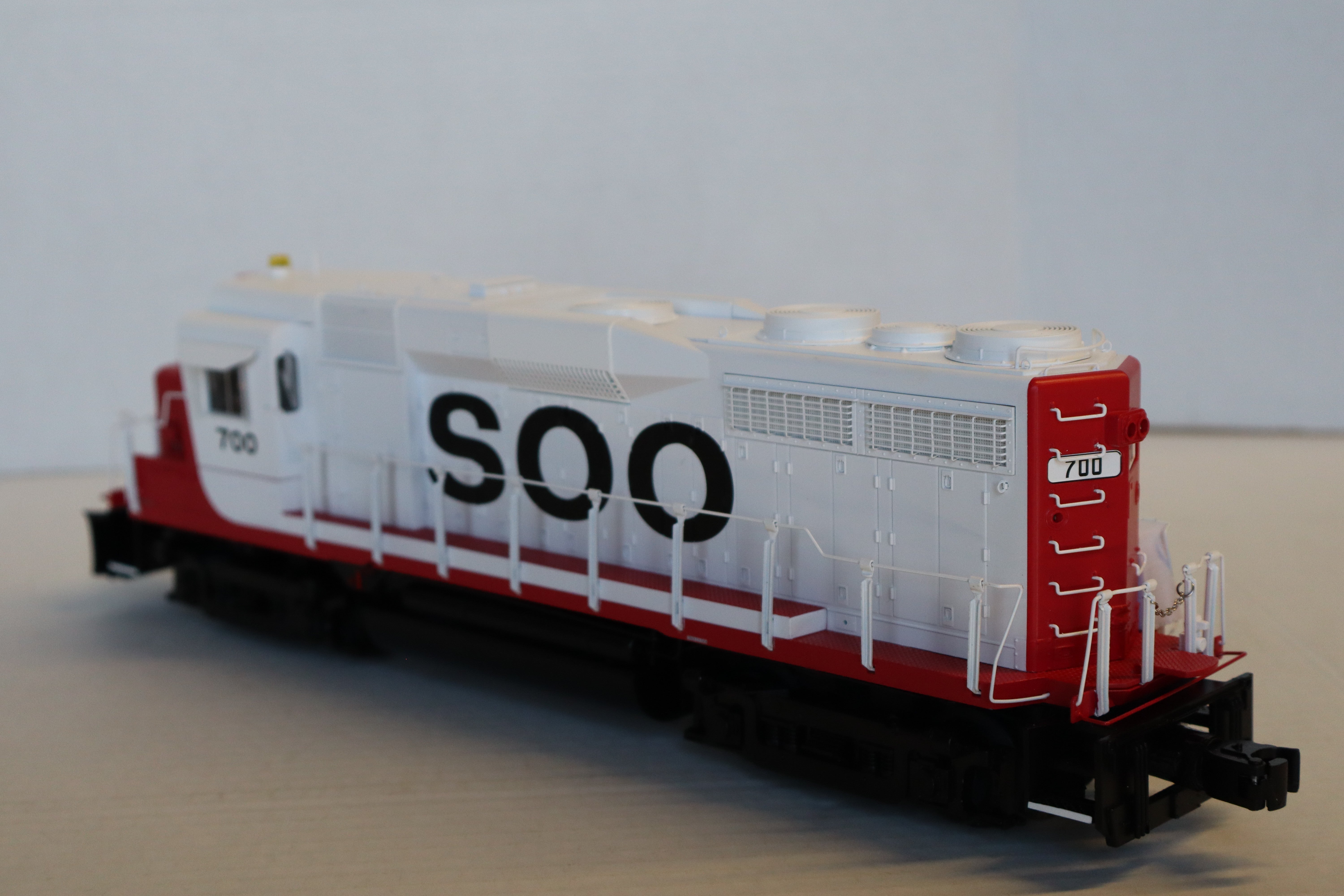 Lionel 2133491 Soo LEGACY GP30 #700-Second hand-M7833