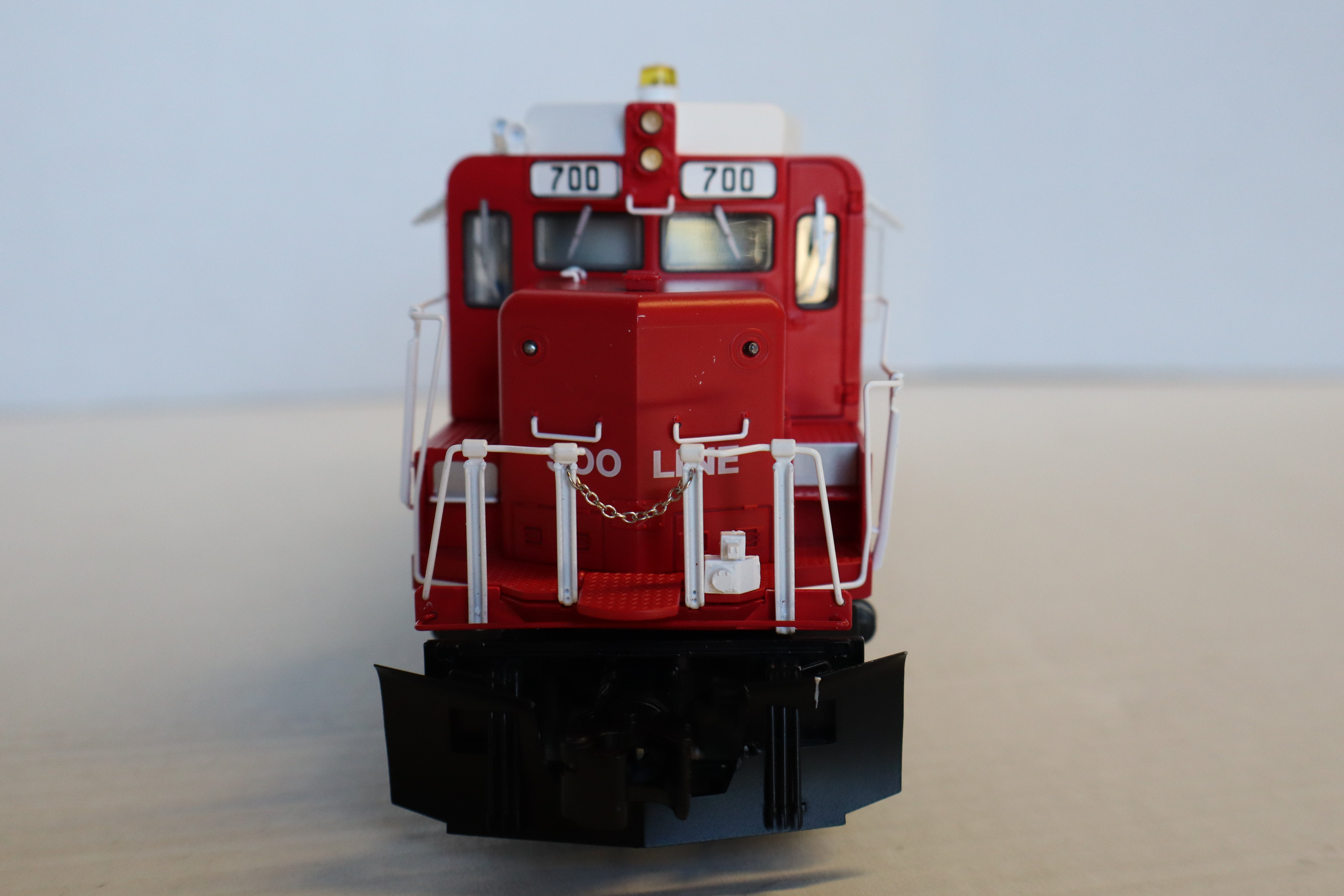 Lionel 2133491 Soo LEGACY GP30 #700-Second hand-M7833