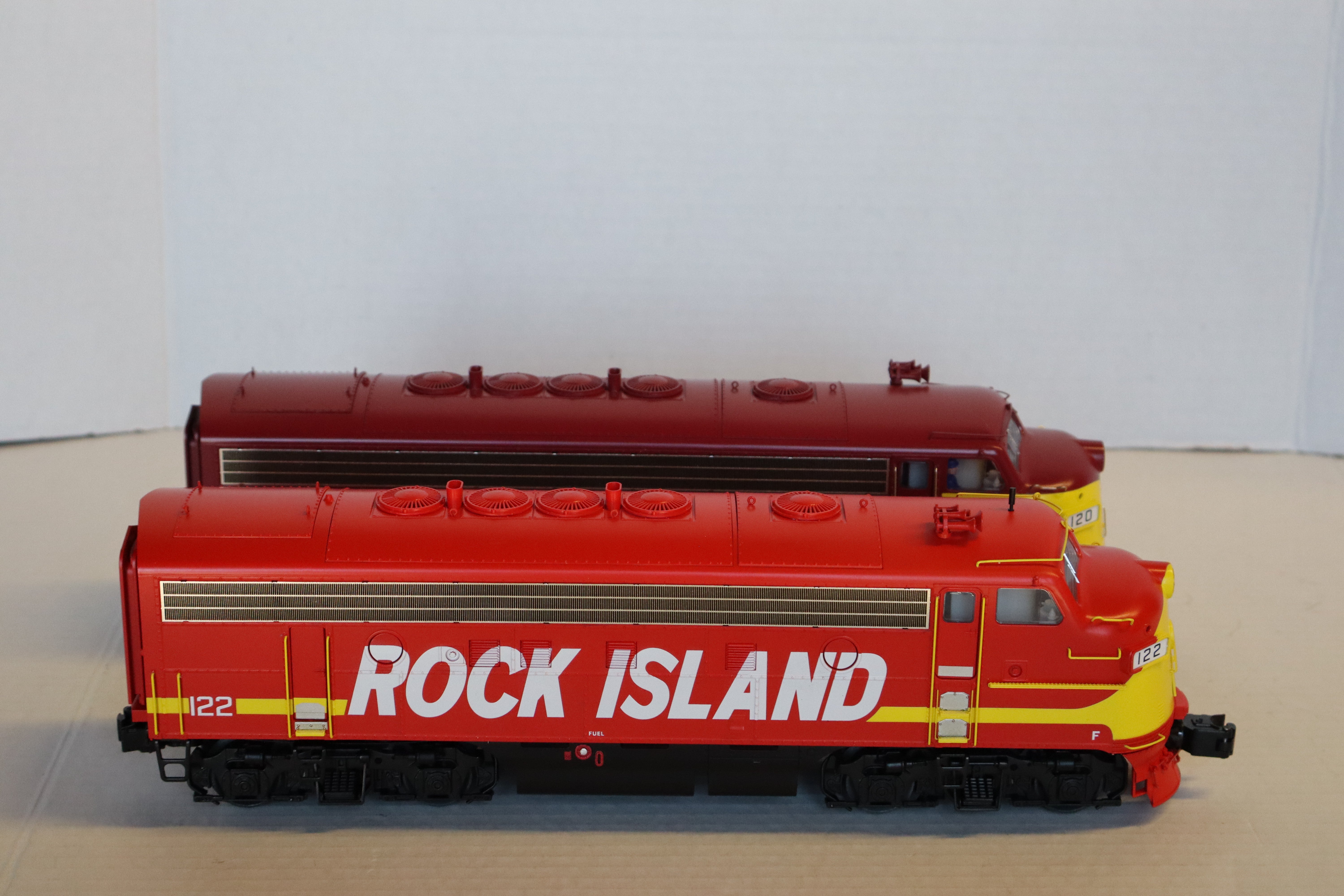 Lionel 2433210 Rock Island LEGACY F7 AA PWD Locomotives-Second hand-M7834
