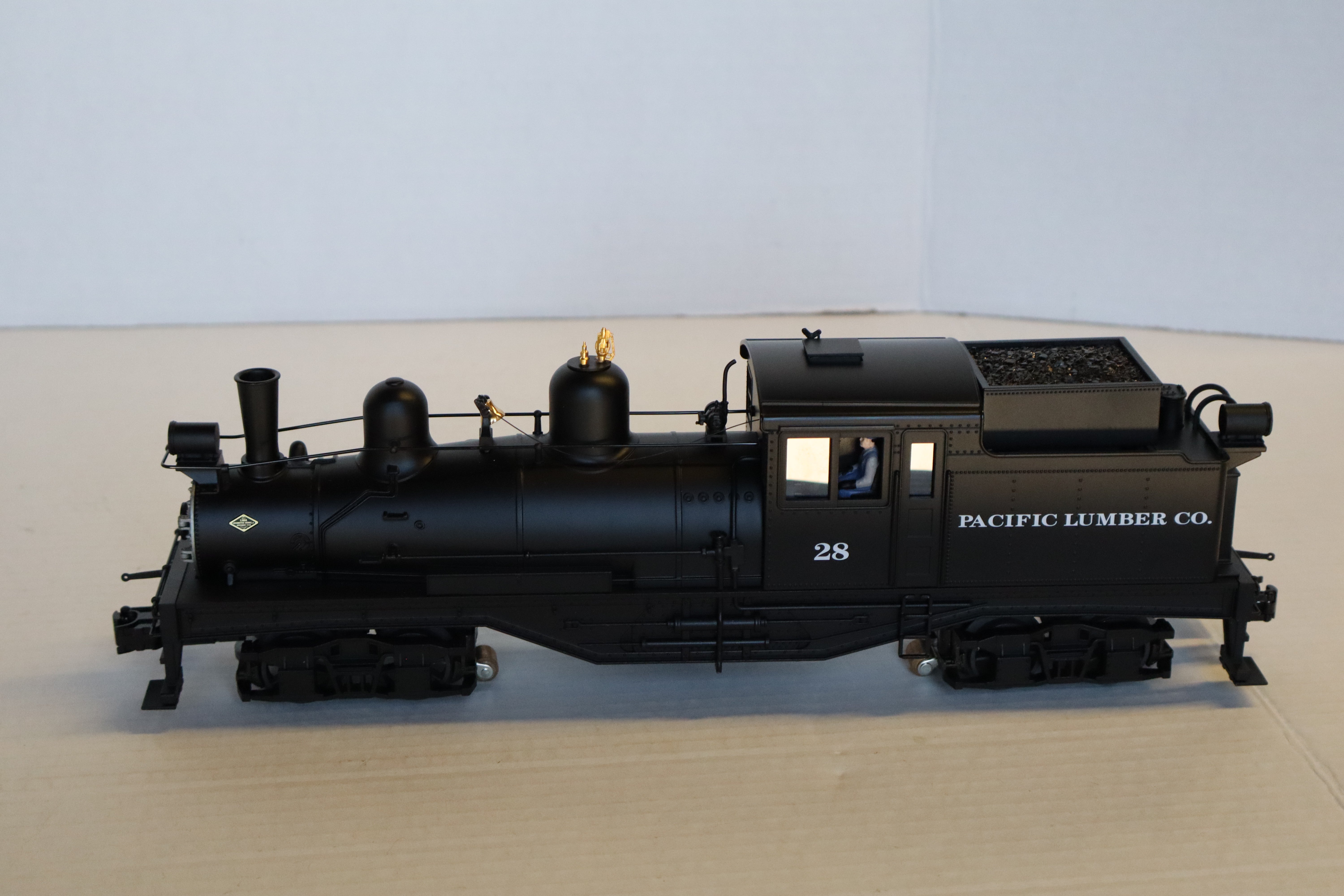 K Line K3499-0028CC Pacific Lumber Shay Locomotive #28-Second hand-M7947