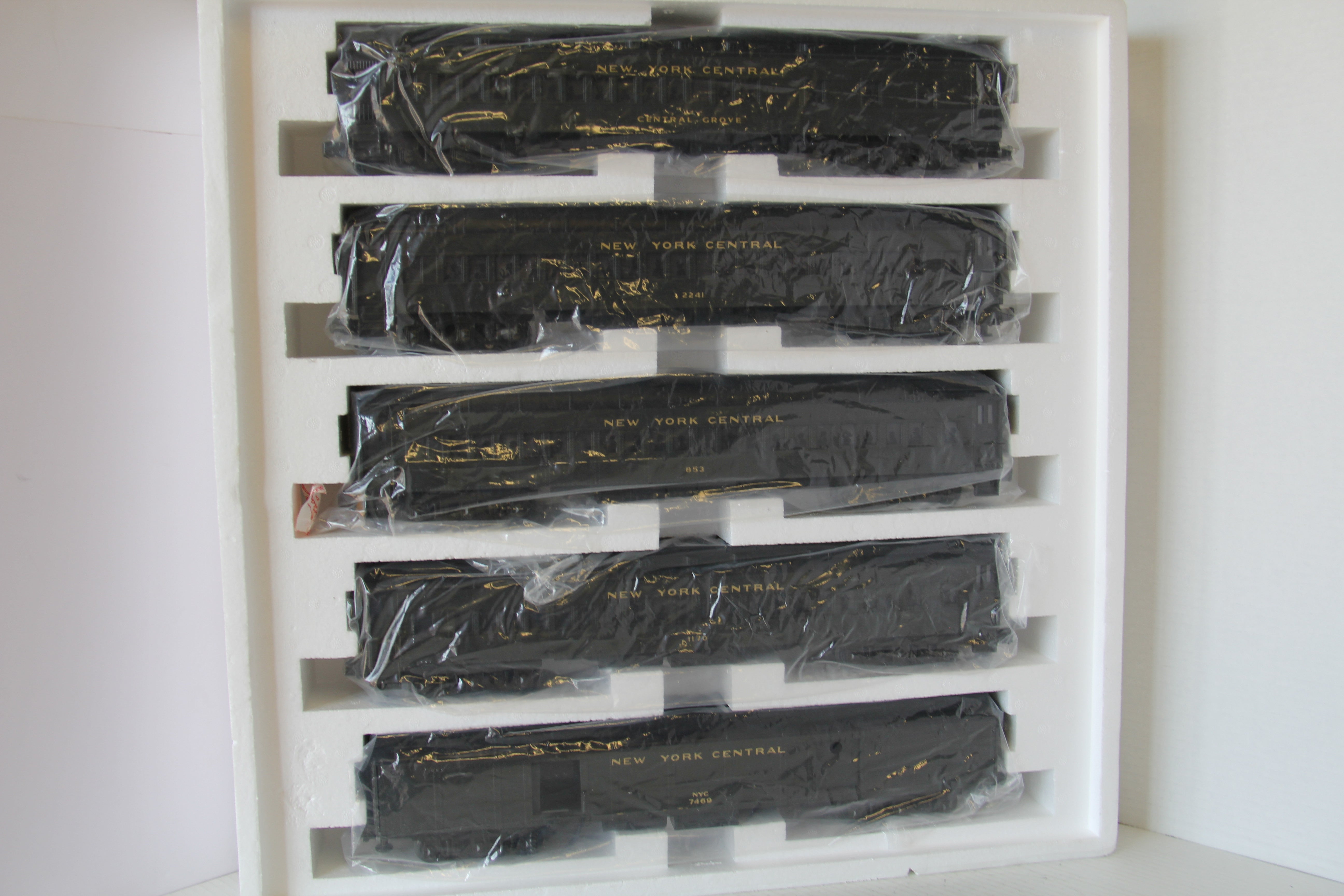 MTH (MT) 20-4019 New York Central Madison 5 Car Set-Second hand-M7561