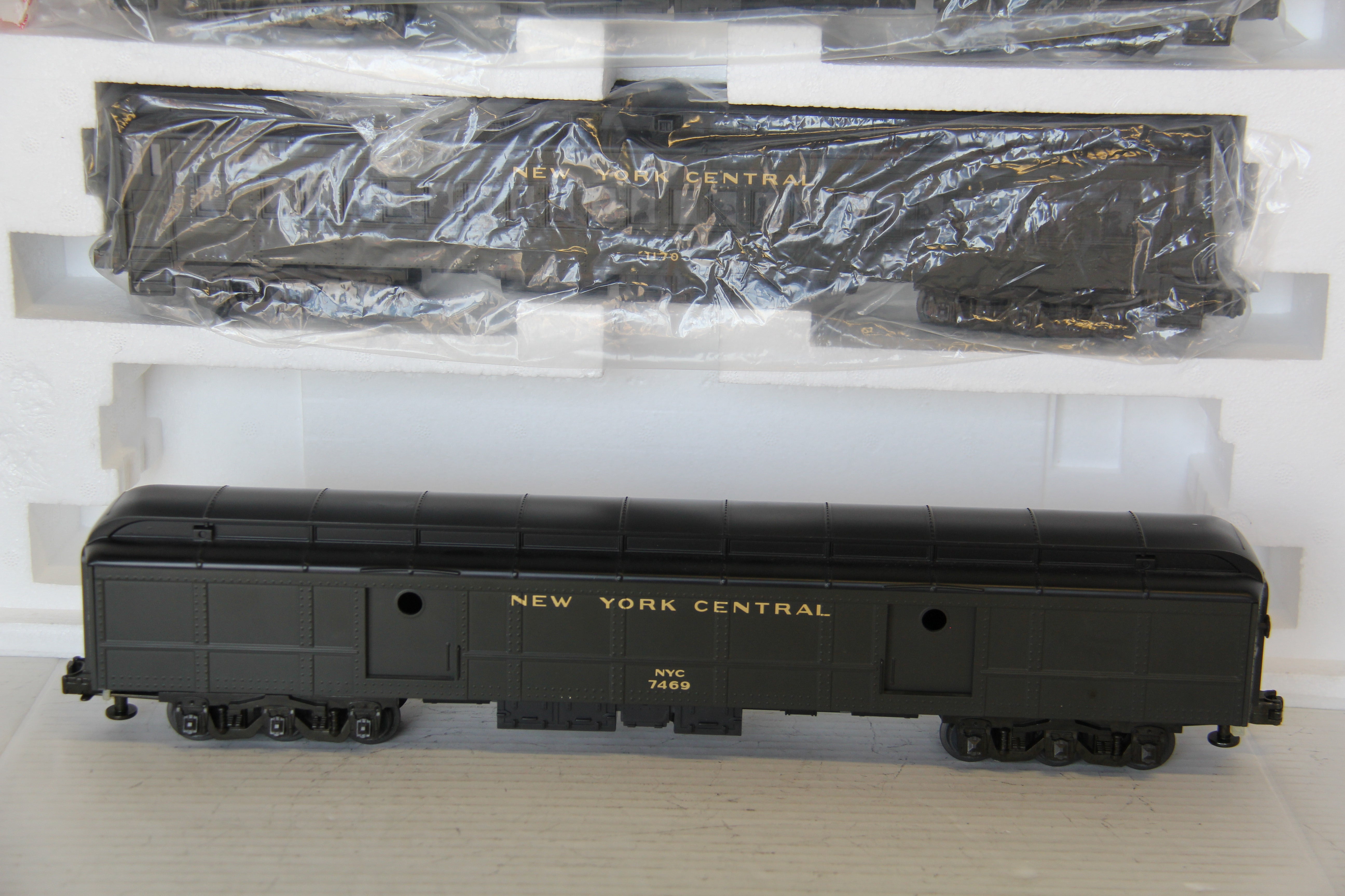 MTH (MT) 20-4019 New York Central Madison 5 Car Set-Second hand-M7561