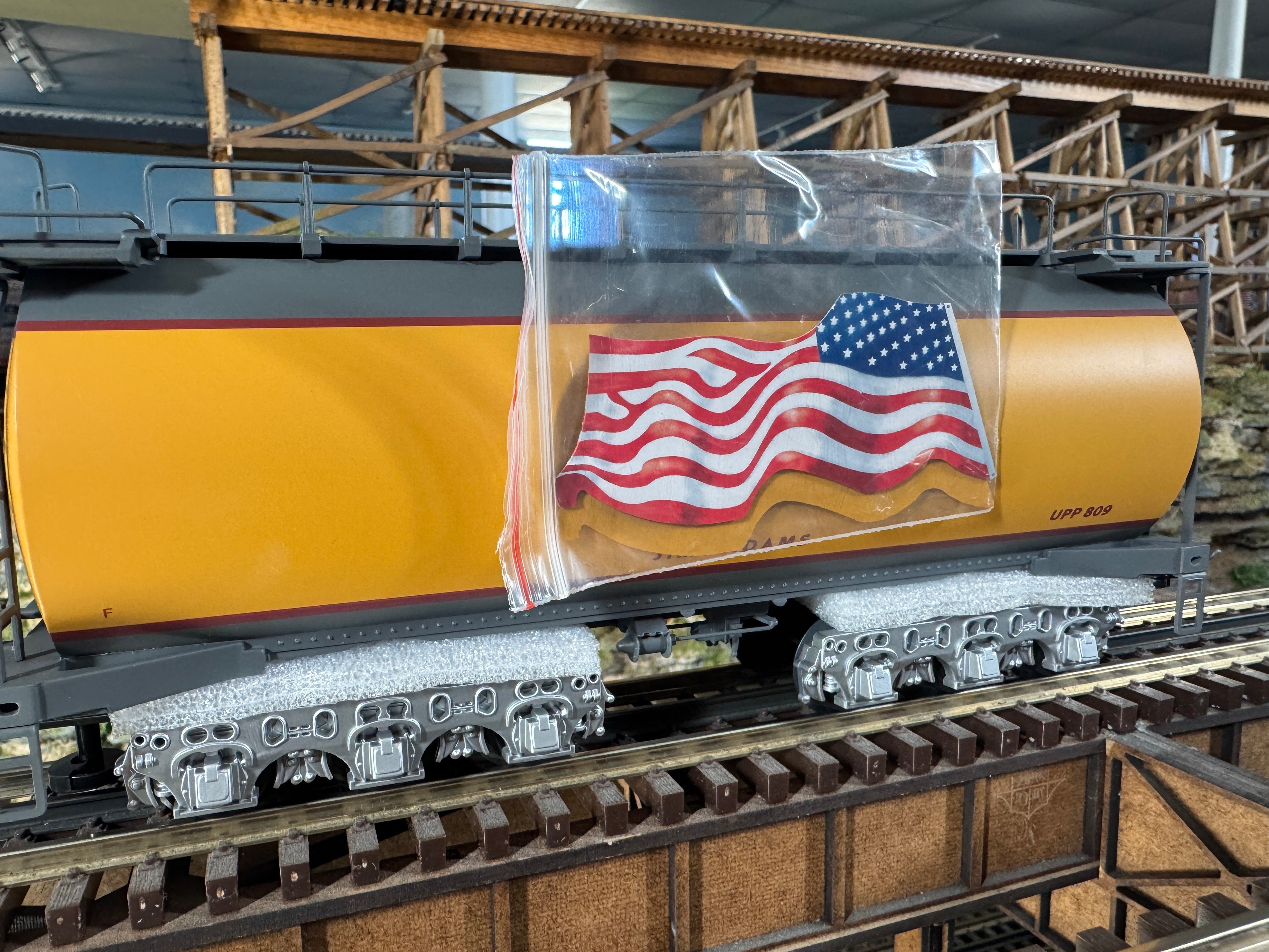 Lionel 2431320 - Auxiliary Tenders "Union Pacific" #809