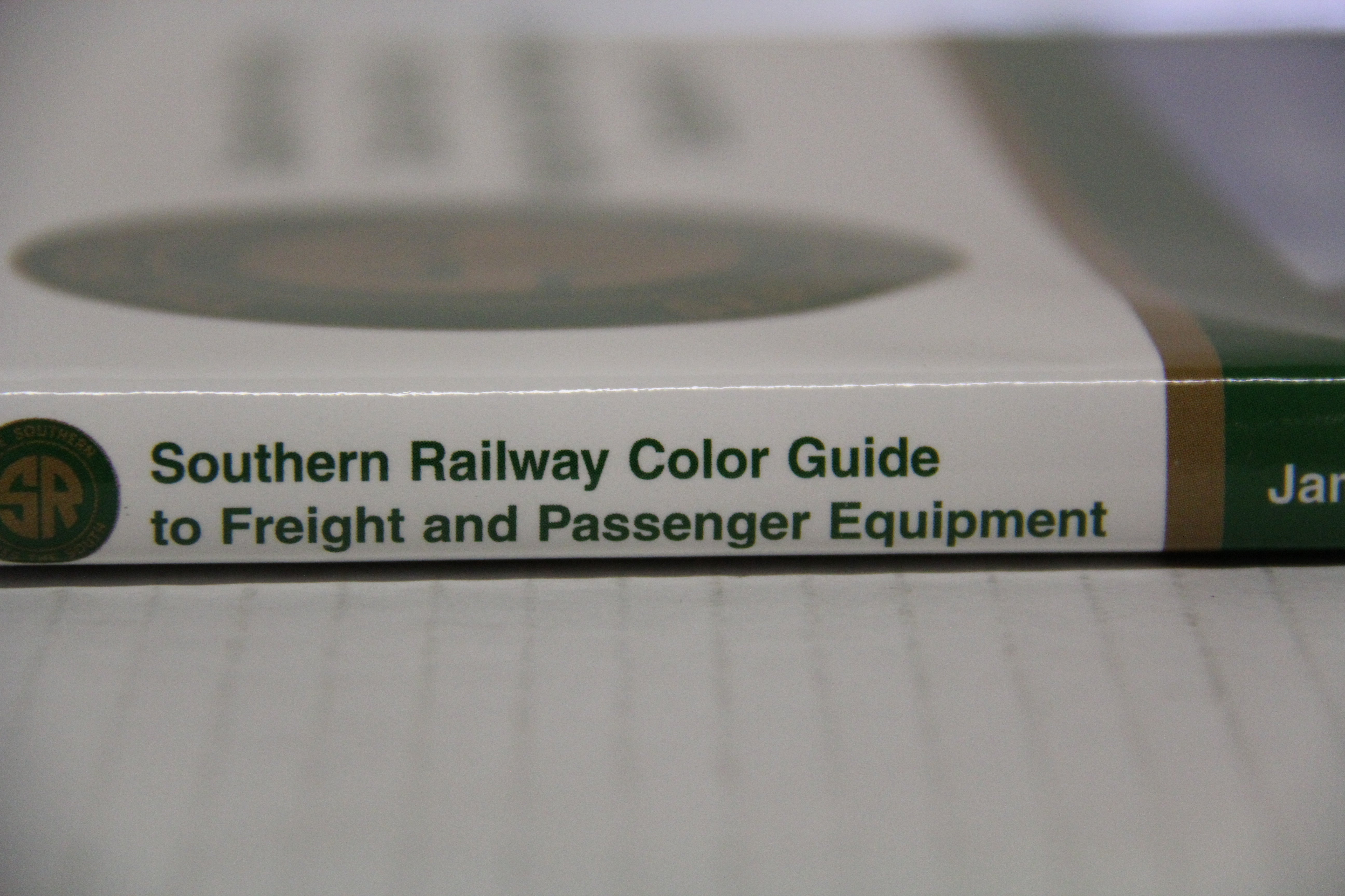 "Southern Railway Color Guide to Freight and Passenger Equipment" Hardback Book-Second hand-M5879