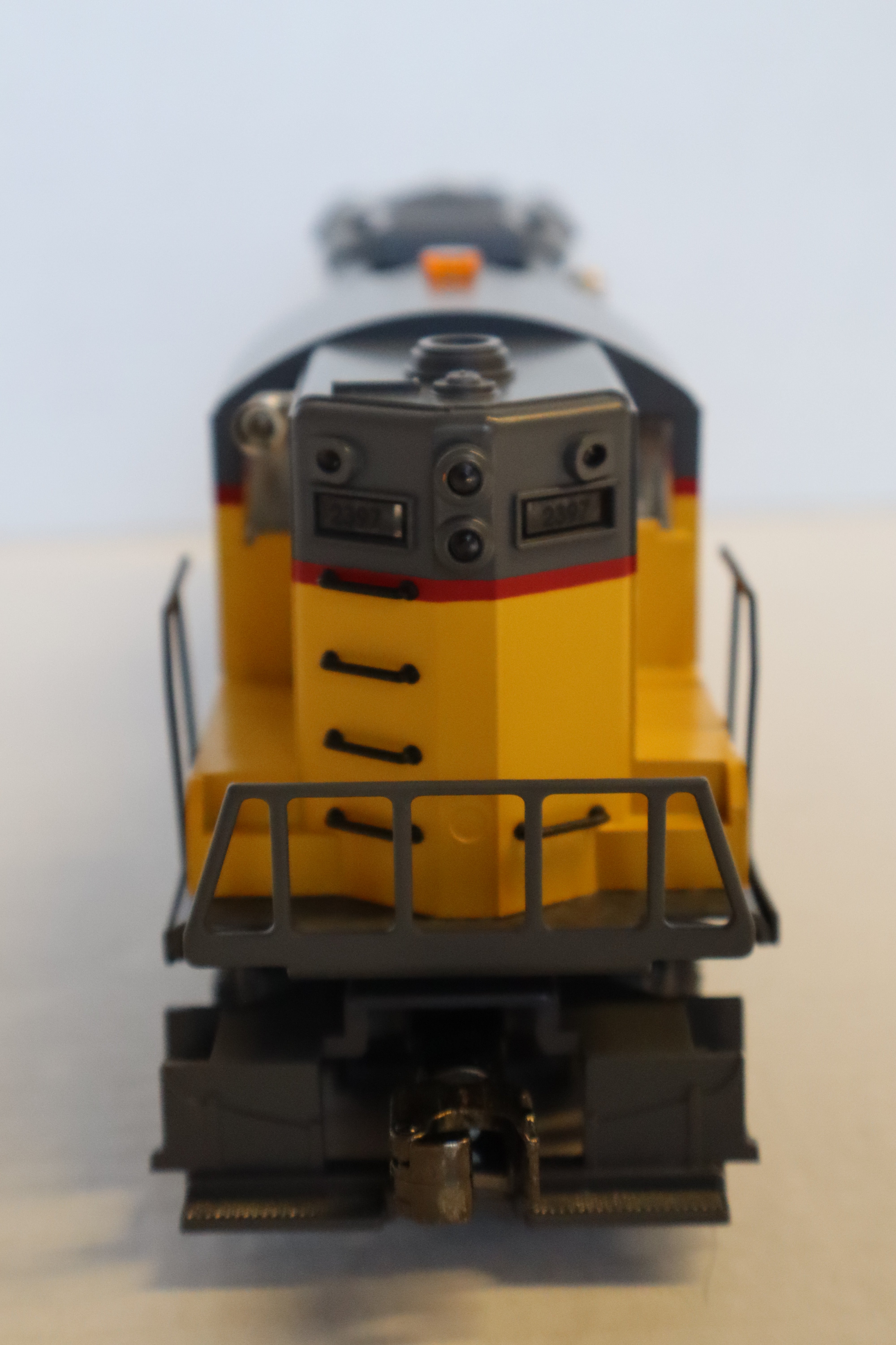 Lionel 6-18857 Union Pacific 2397 GP-9-Second hand-M7996