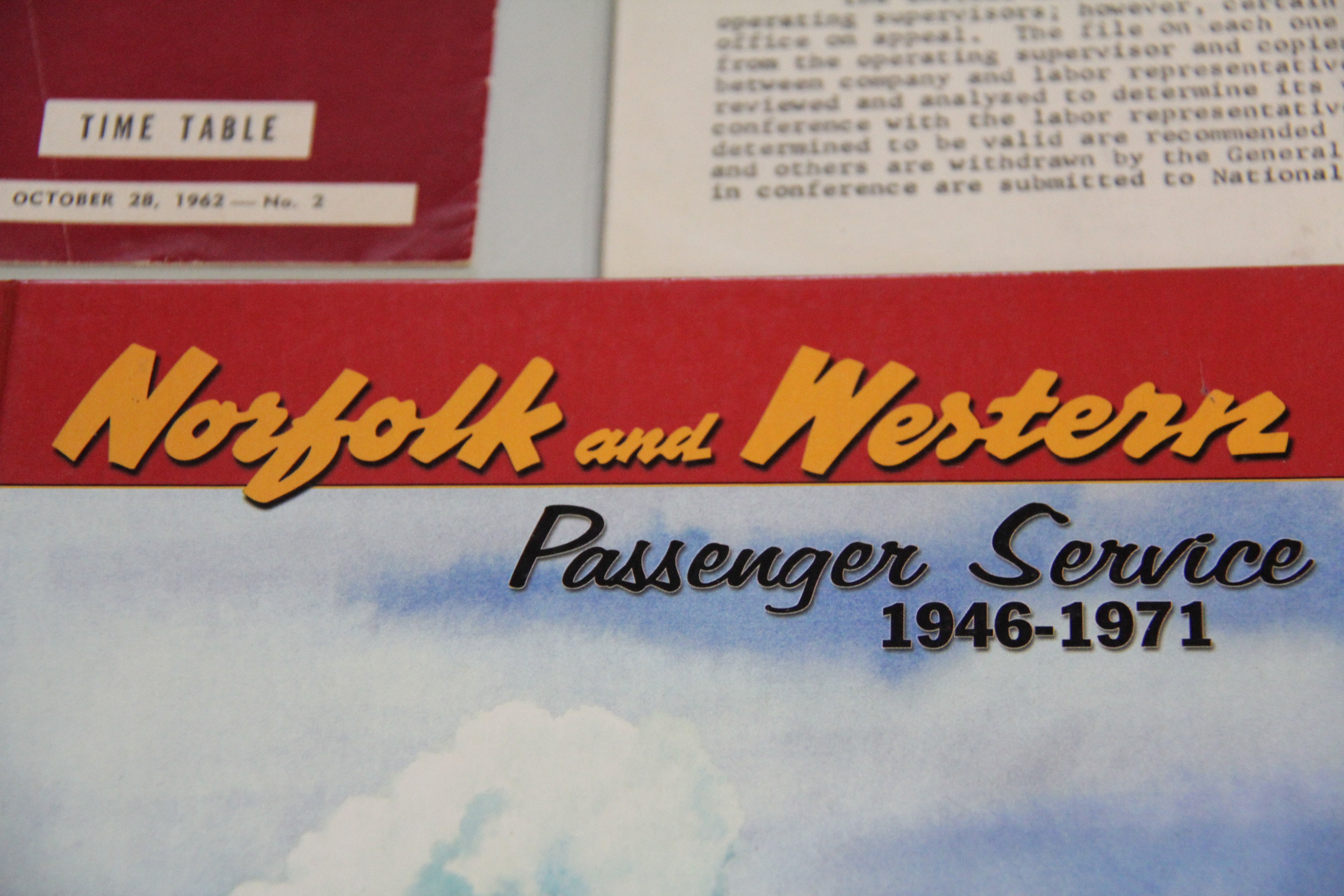 "Norfolk and Western Passenger Service 1946-1971" Hardback Book-Second hand-M5885