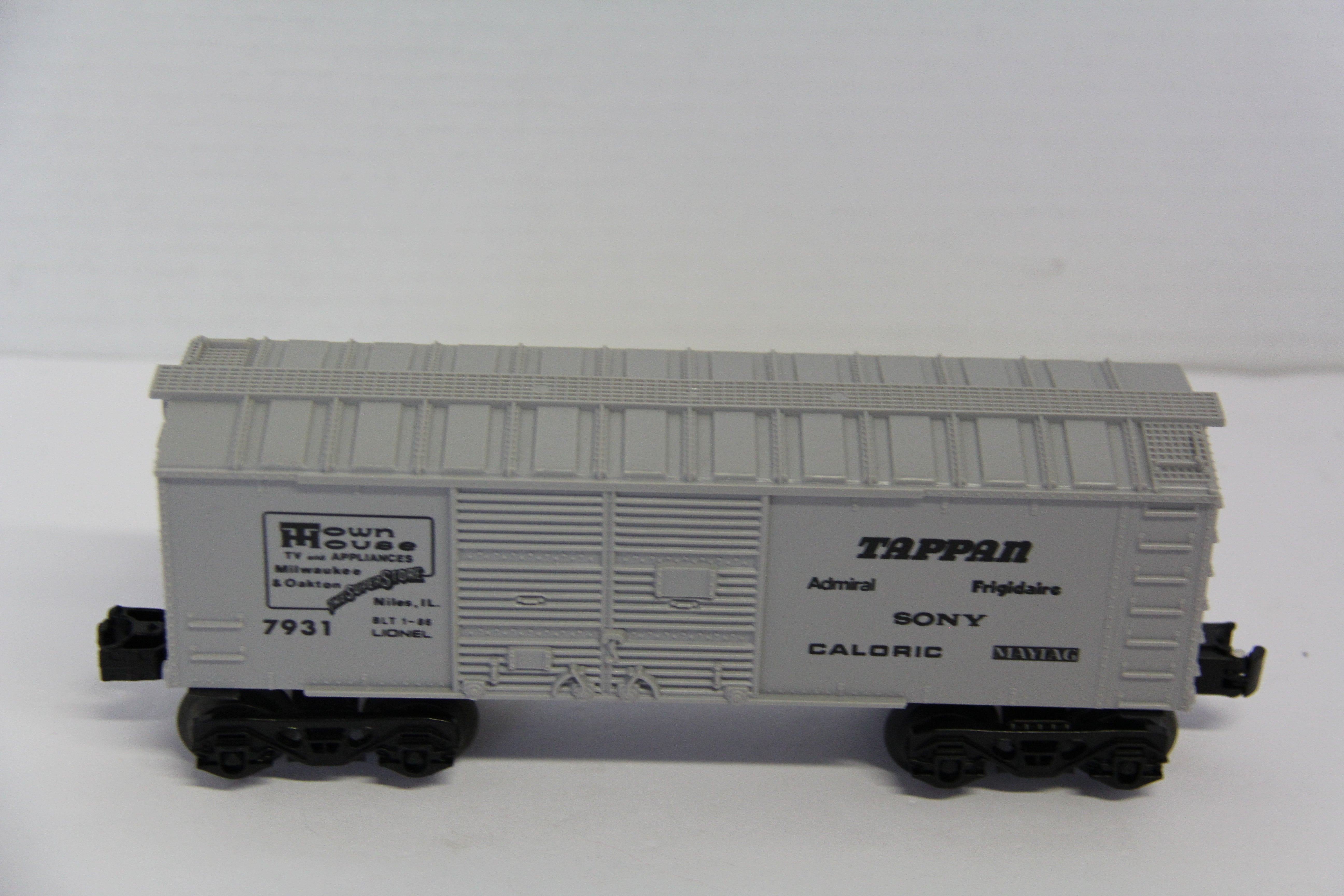 Lionel TownHouse TV & Appliances Milwaukee & Oakton Electric Train Set-Second hand-M7566