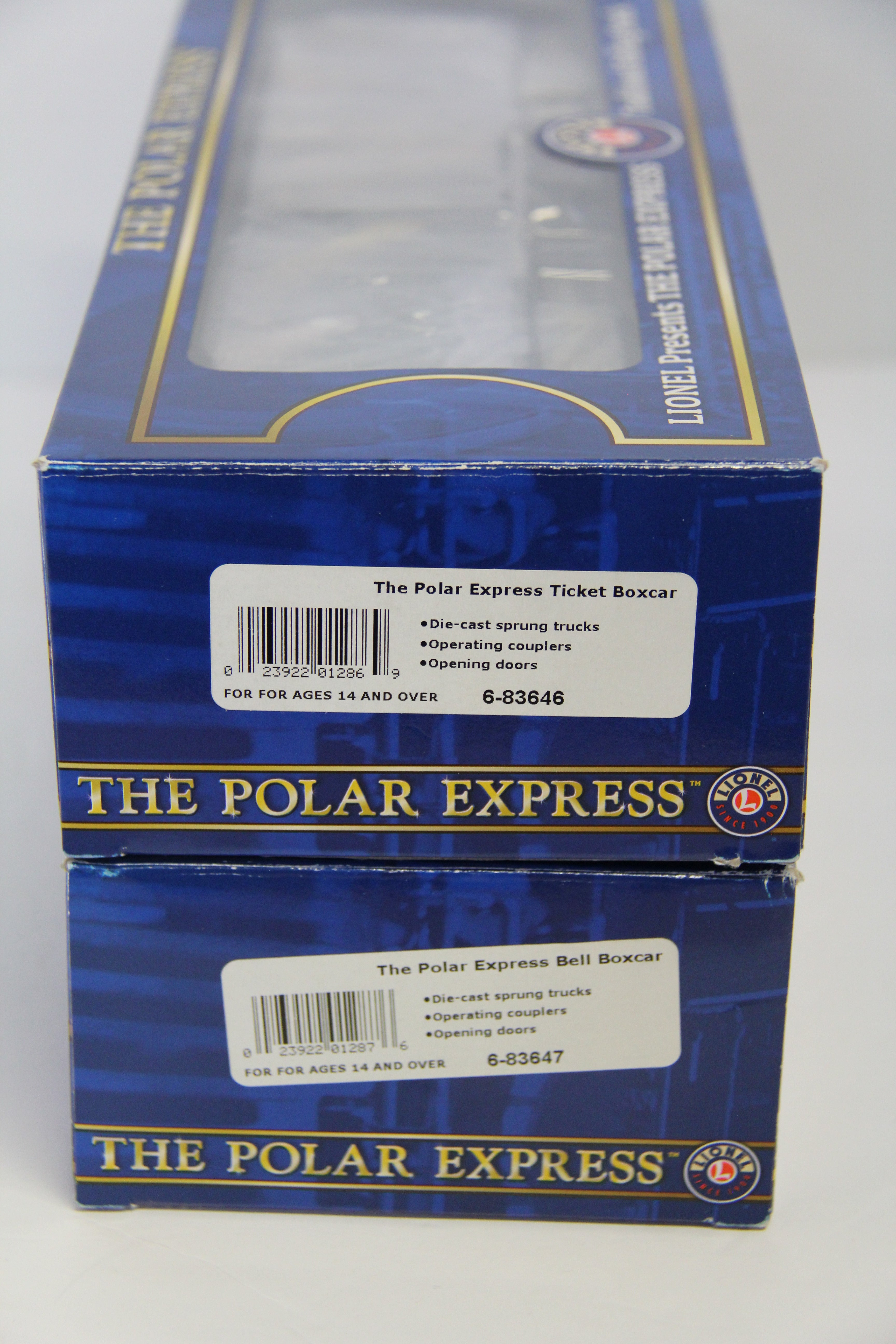 Lionel 6-83646 The Polar Express Ticket Boxcar & Lionel 6-83647 The Polar Express Bell Boxcar 2 Set-Second hand-M7567