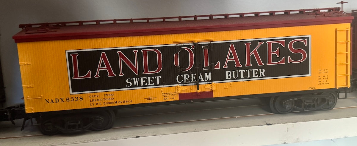 Atlas O 3002650S - Master - 40' Wood Reefer "Land O Lakes" - Custom Run for MrMuffin'sTrains