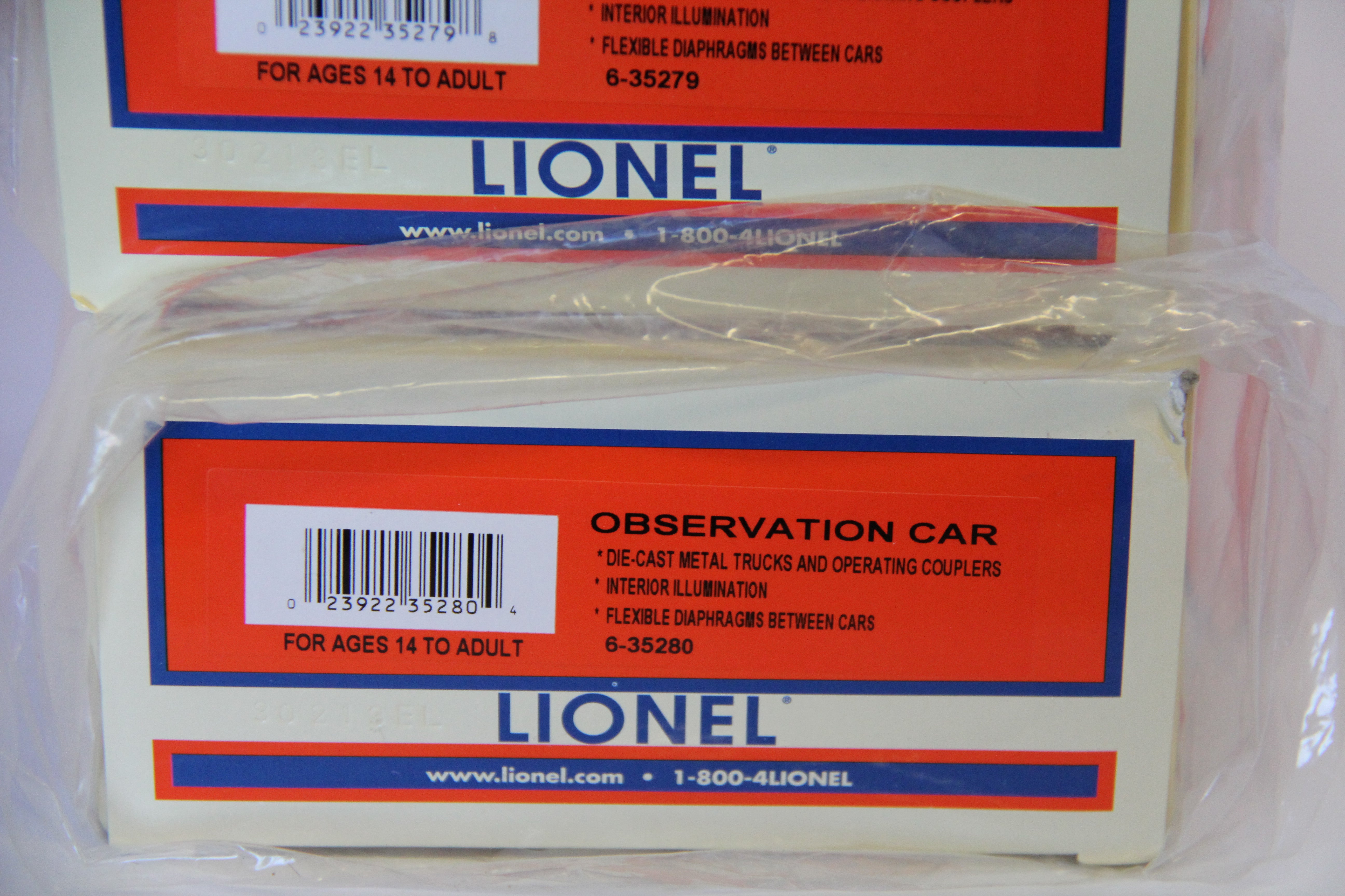 Lionel 6-35279 The Polar Express Coach Car & Lionel 6-35280 The Polar Express Observation Car-2 Set-Second hand-M7569