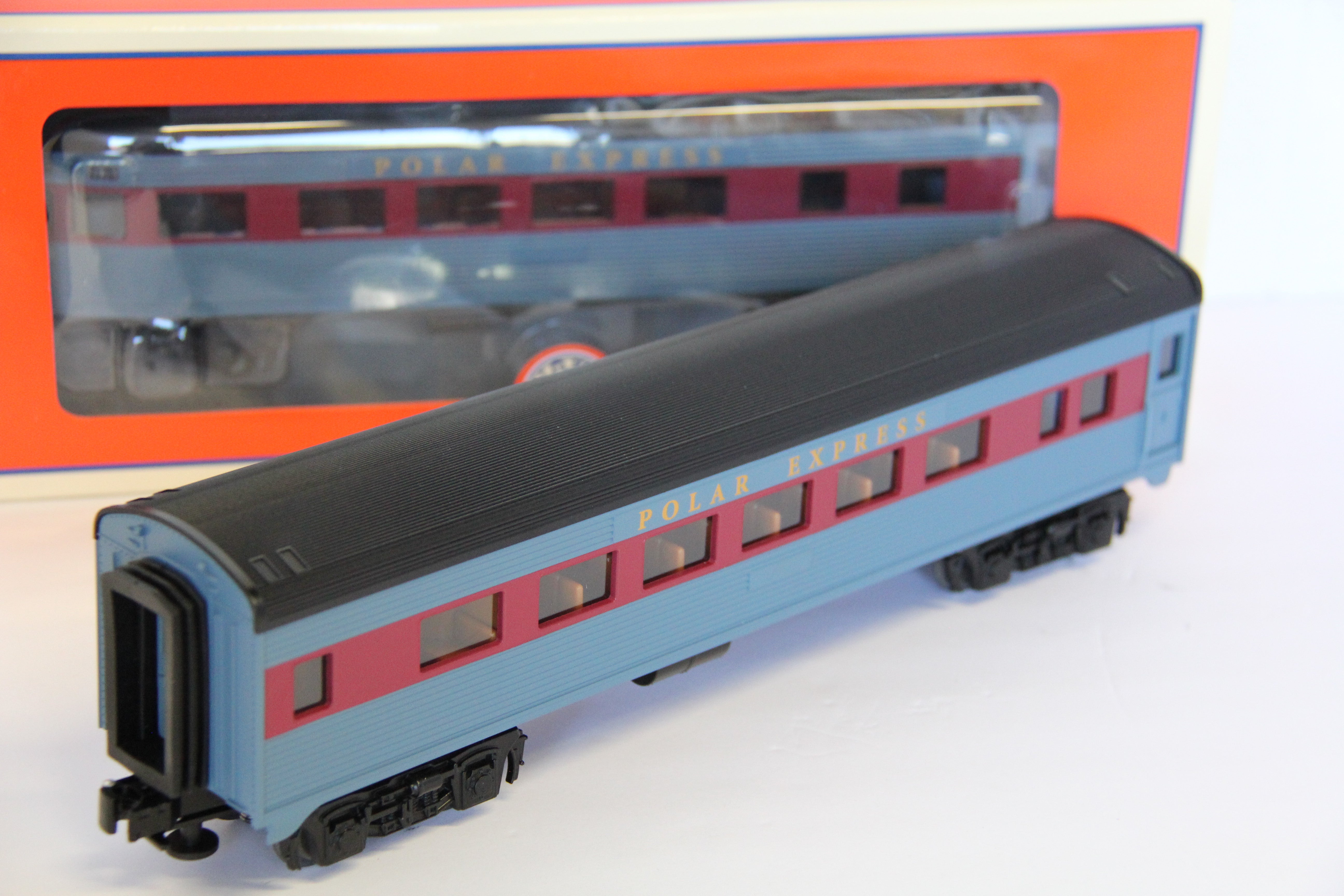 Lionel 6-35279 The Polar Express Coach Car & Lionel 6-35280 The Polar Express Observation Car-2 Set-Second hand-M7569