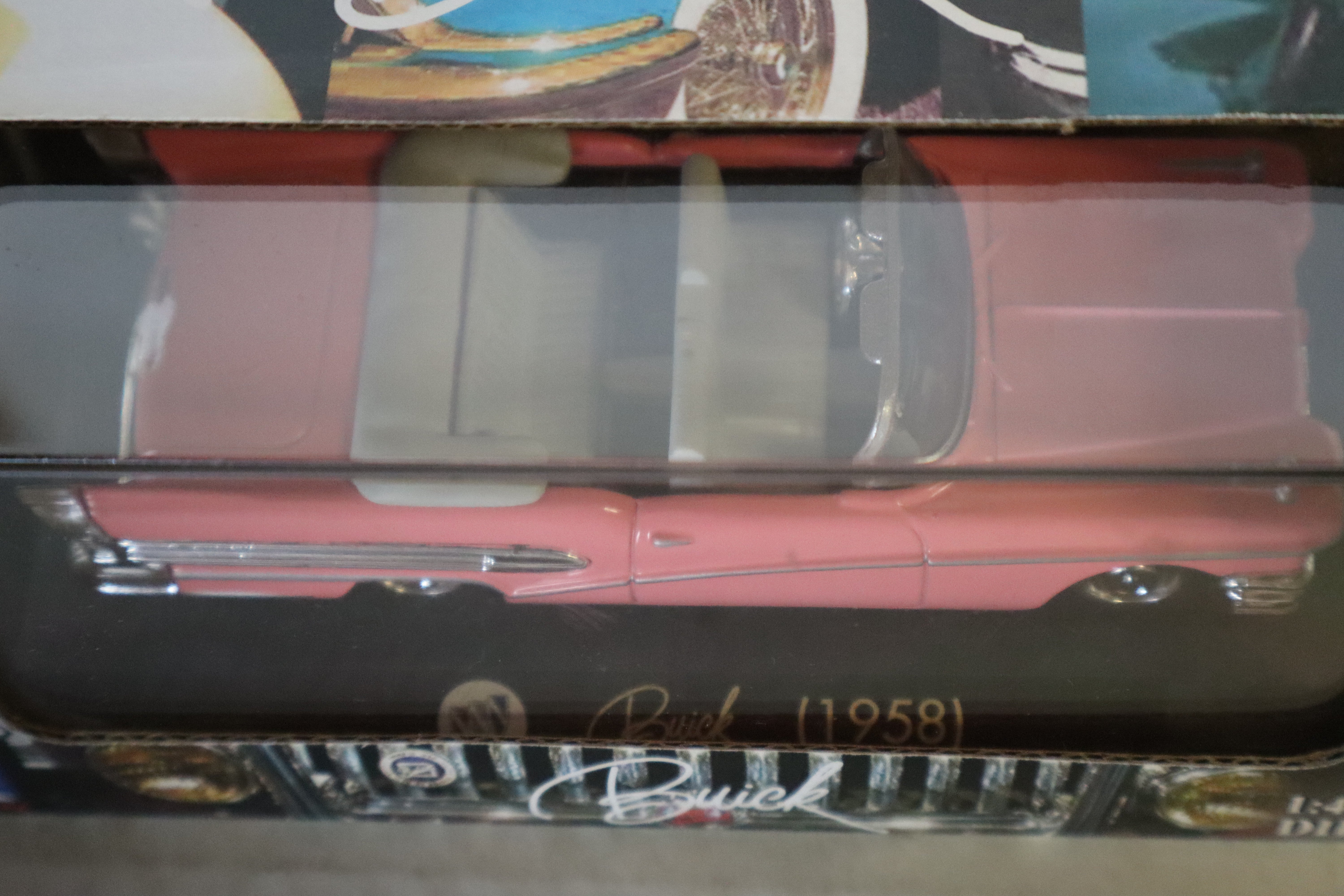 New-Ray 1958 Buick Century Convertible (Pink)-Second hand-M8257