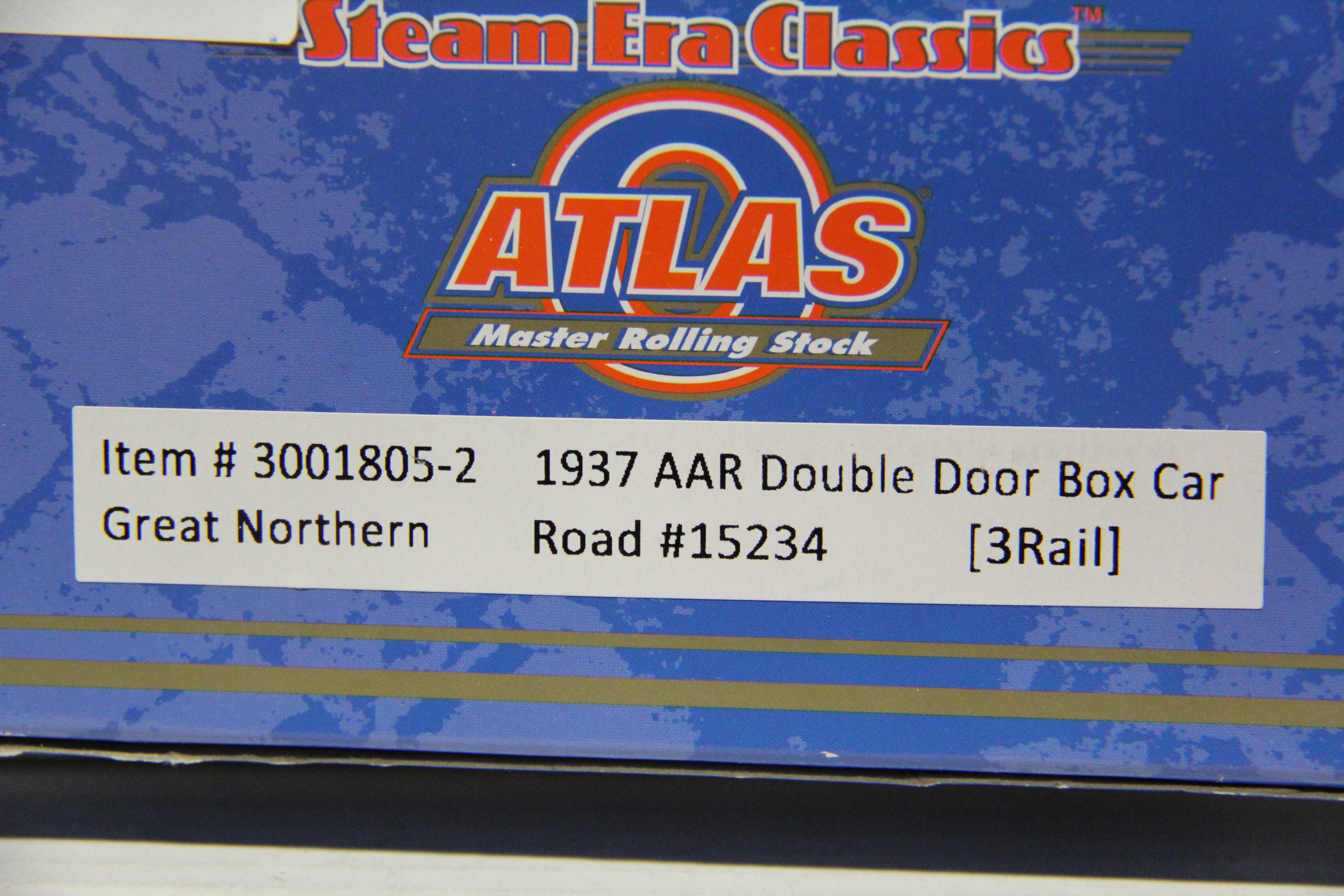 Atlas #3001805-2  Great Northern 1937 AAR Double Door Box Car-Second hand-M5905